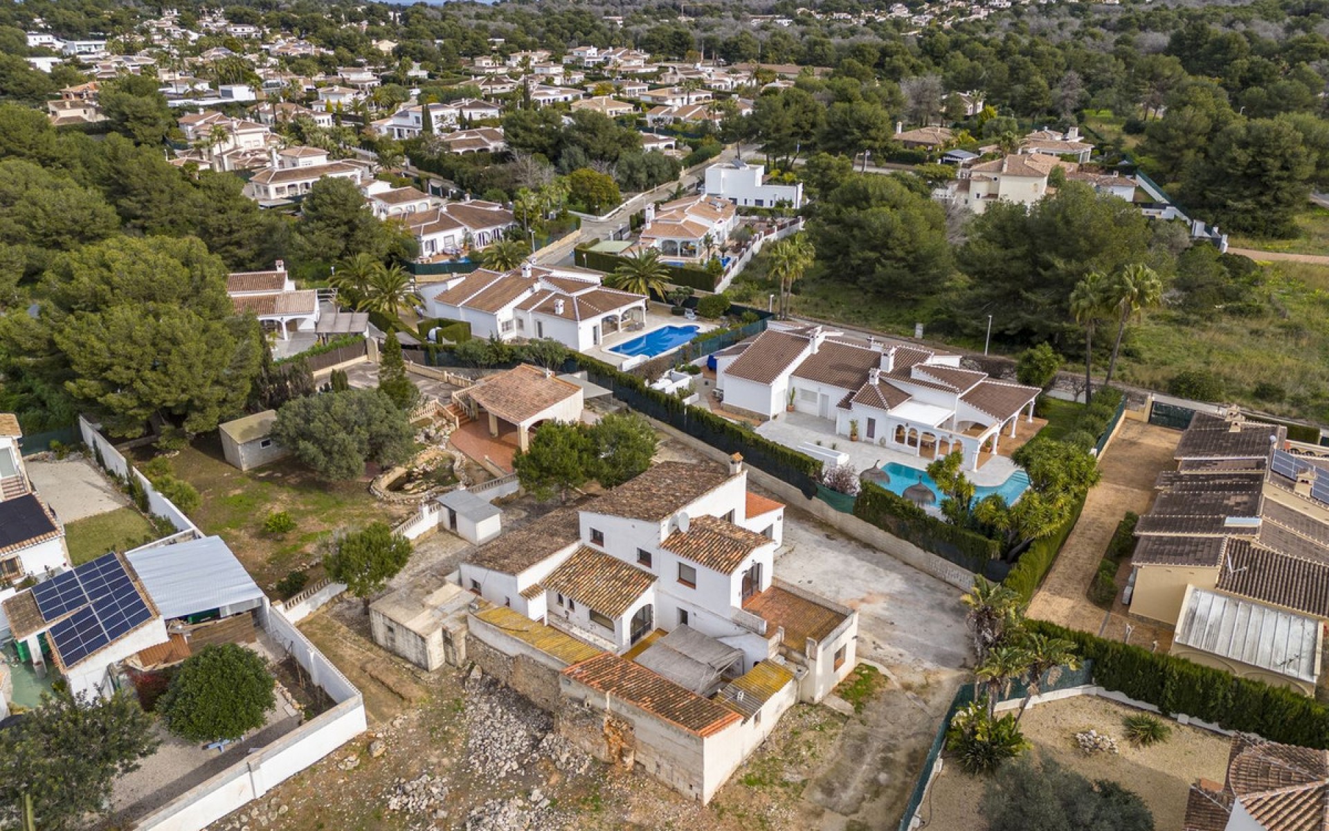 Resale - Villa - Javea