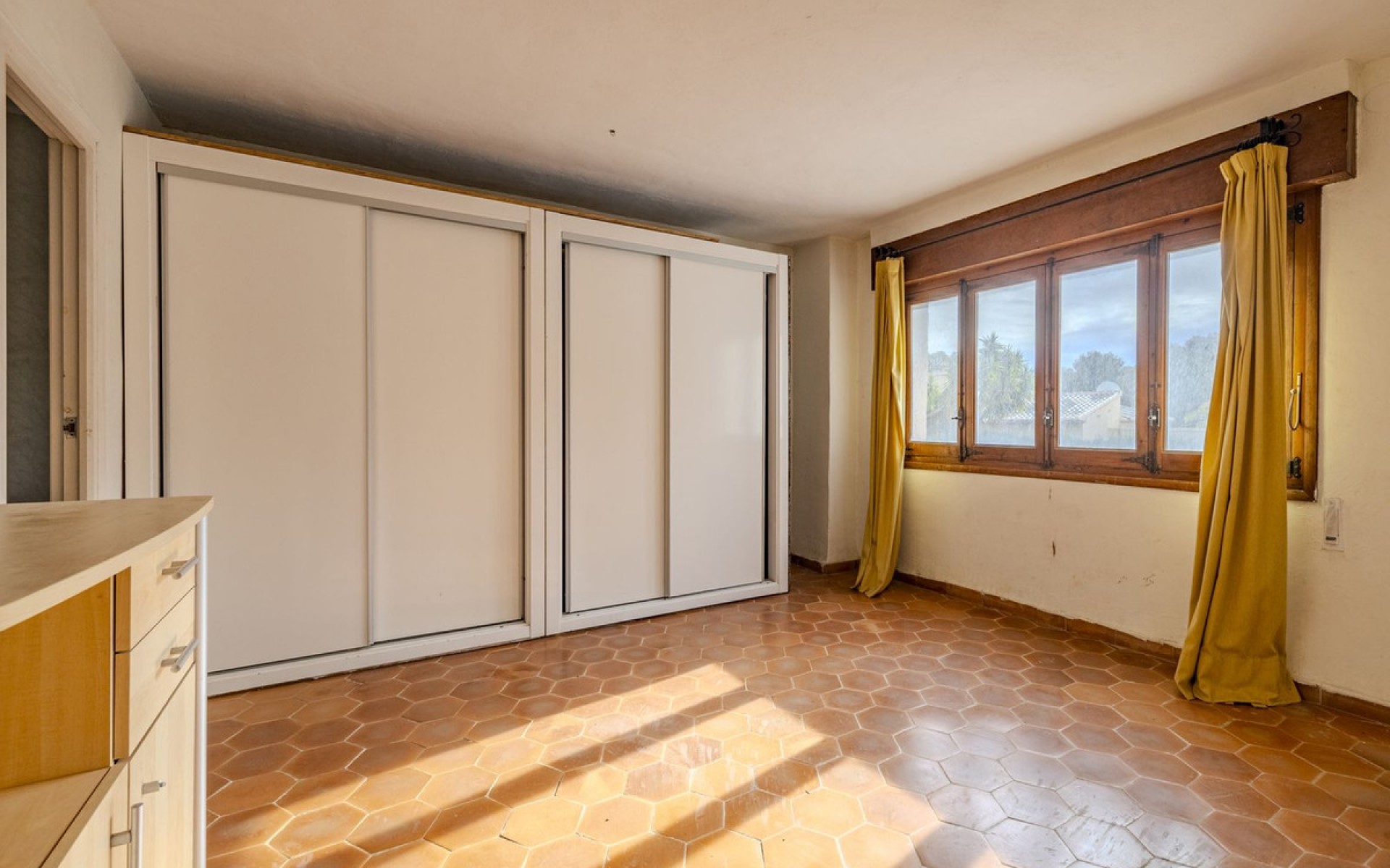 Resale - Villa - Javea