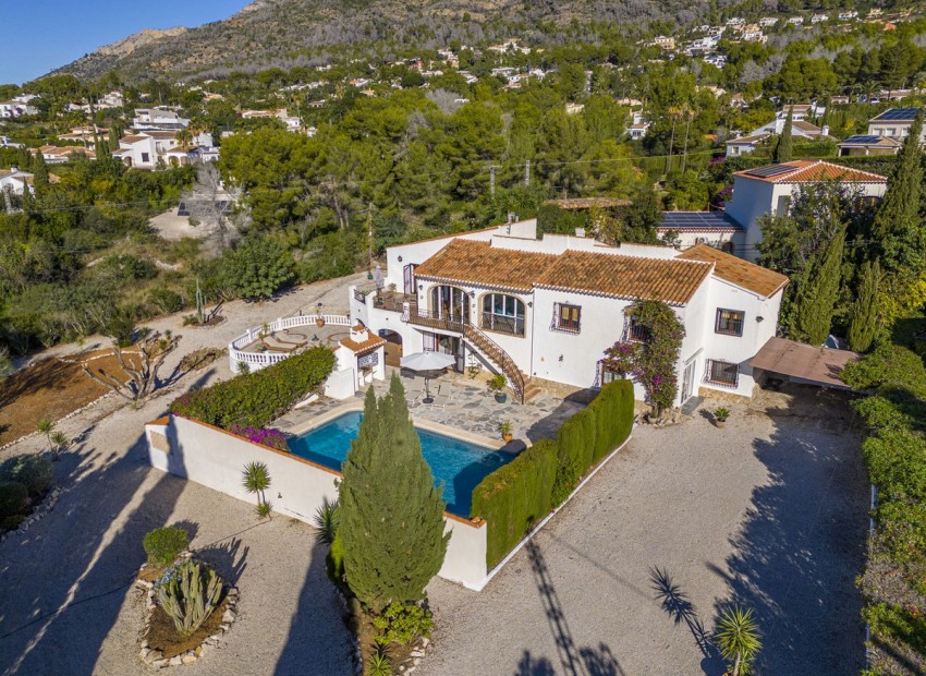 Resale - Villa - Javea