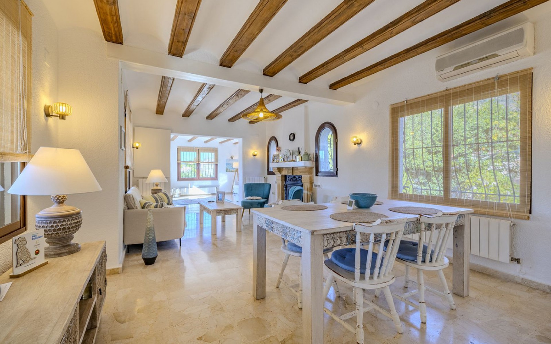 Resale - Villa - Javea