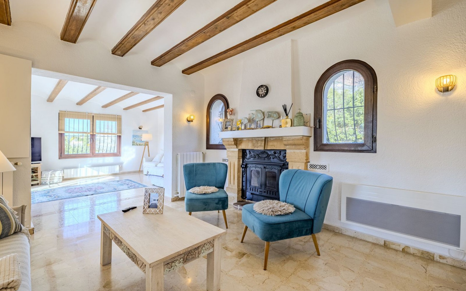 Resale - Villa - Javea