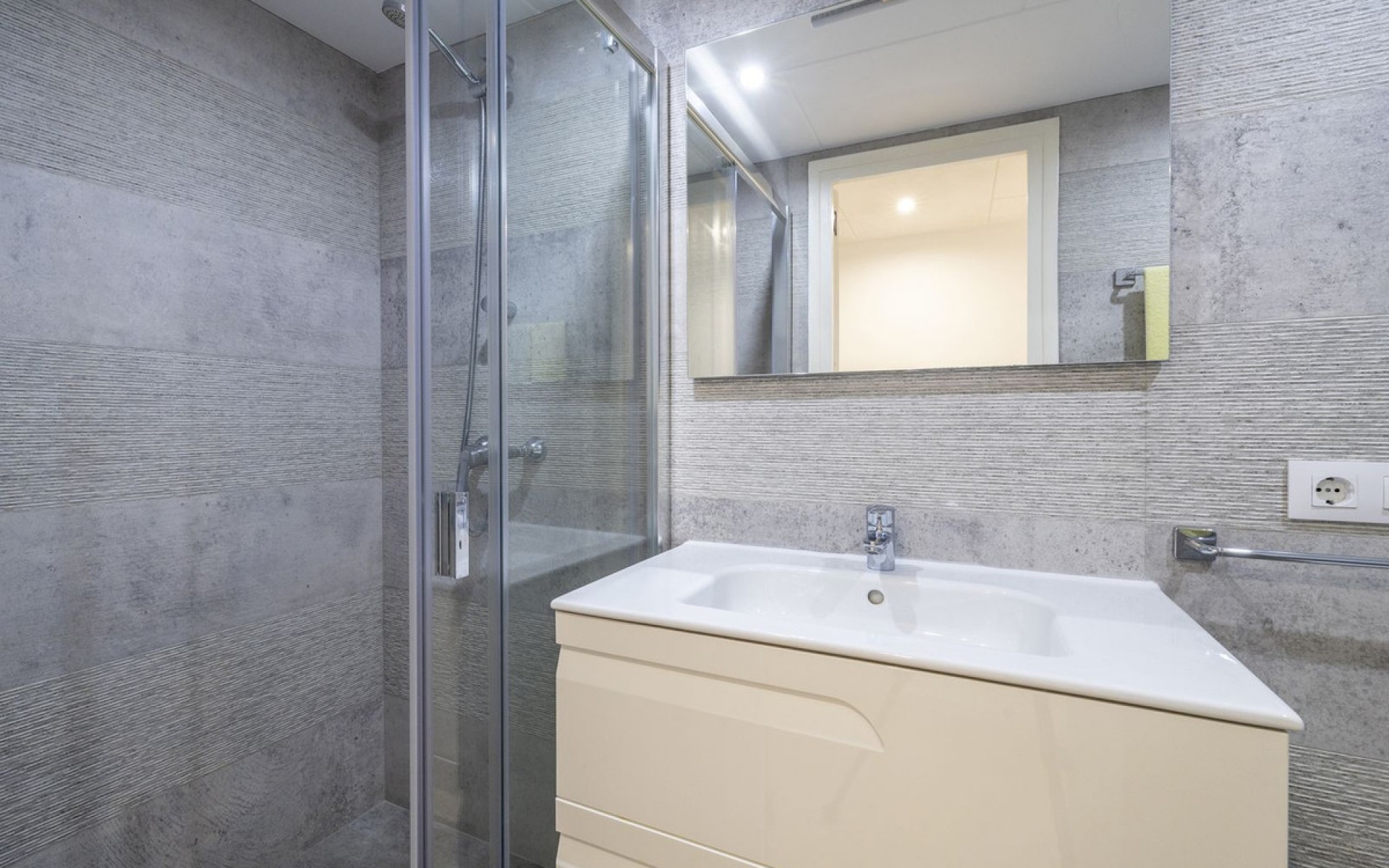 Resale - Villa - Javea