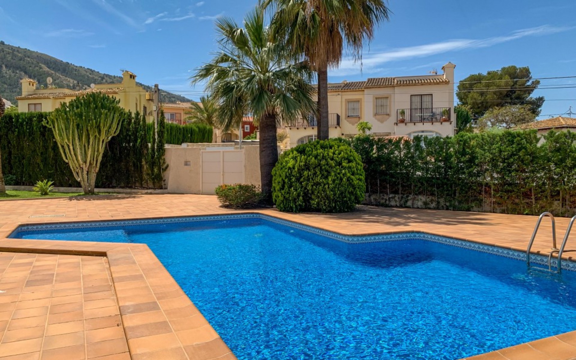 Resale - Villa - l'Alfas del Pi - Albir