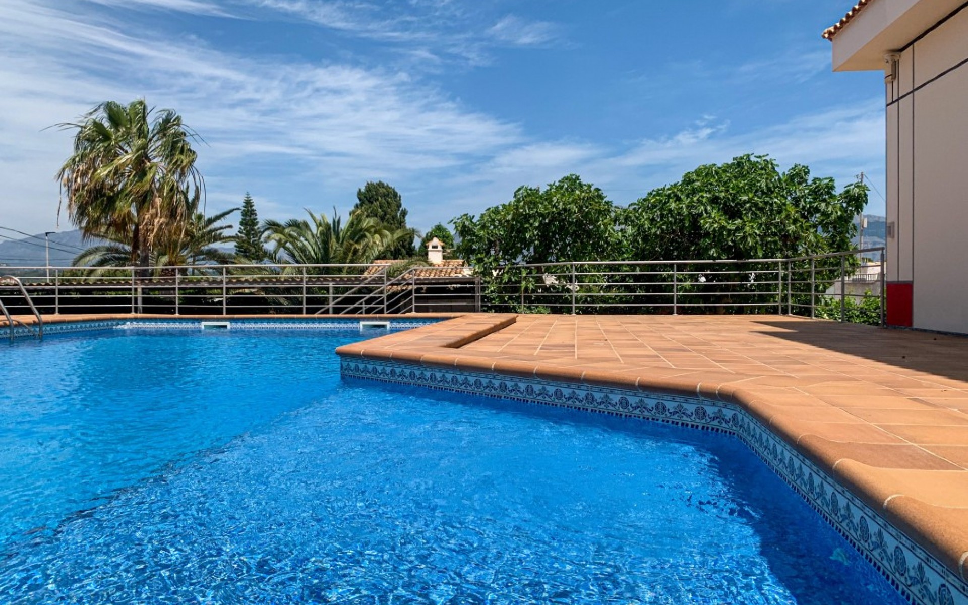 Resale - Villa - l'Alfas del Pi - Albir