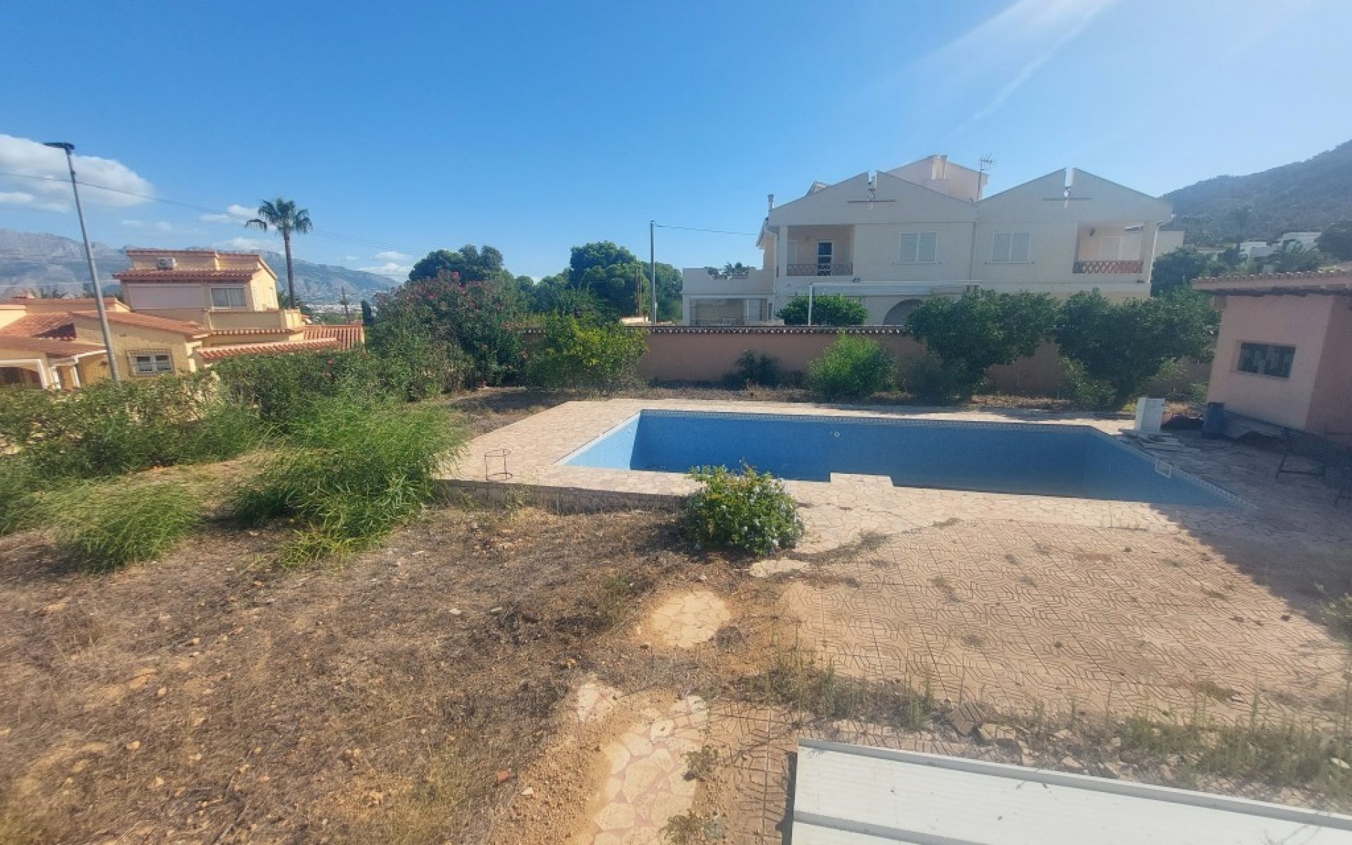 Resale - Villa - l'Alfas del Pi - Albir