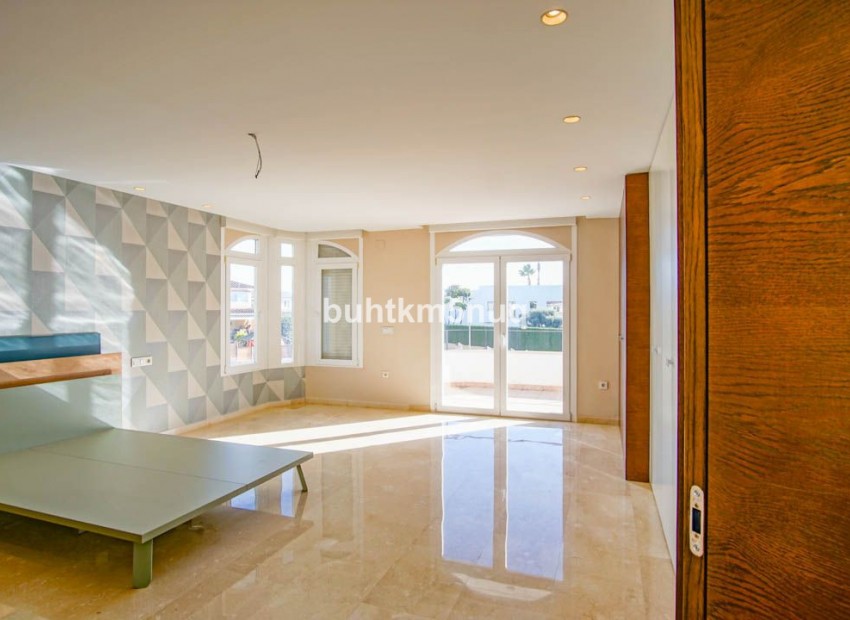 Resale - Villa - l'Alfas del Pi - L'Alfás del Pi Centro