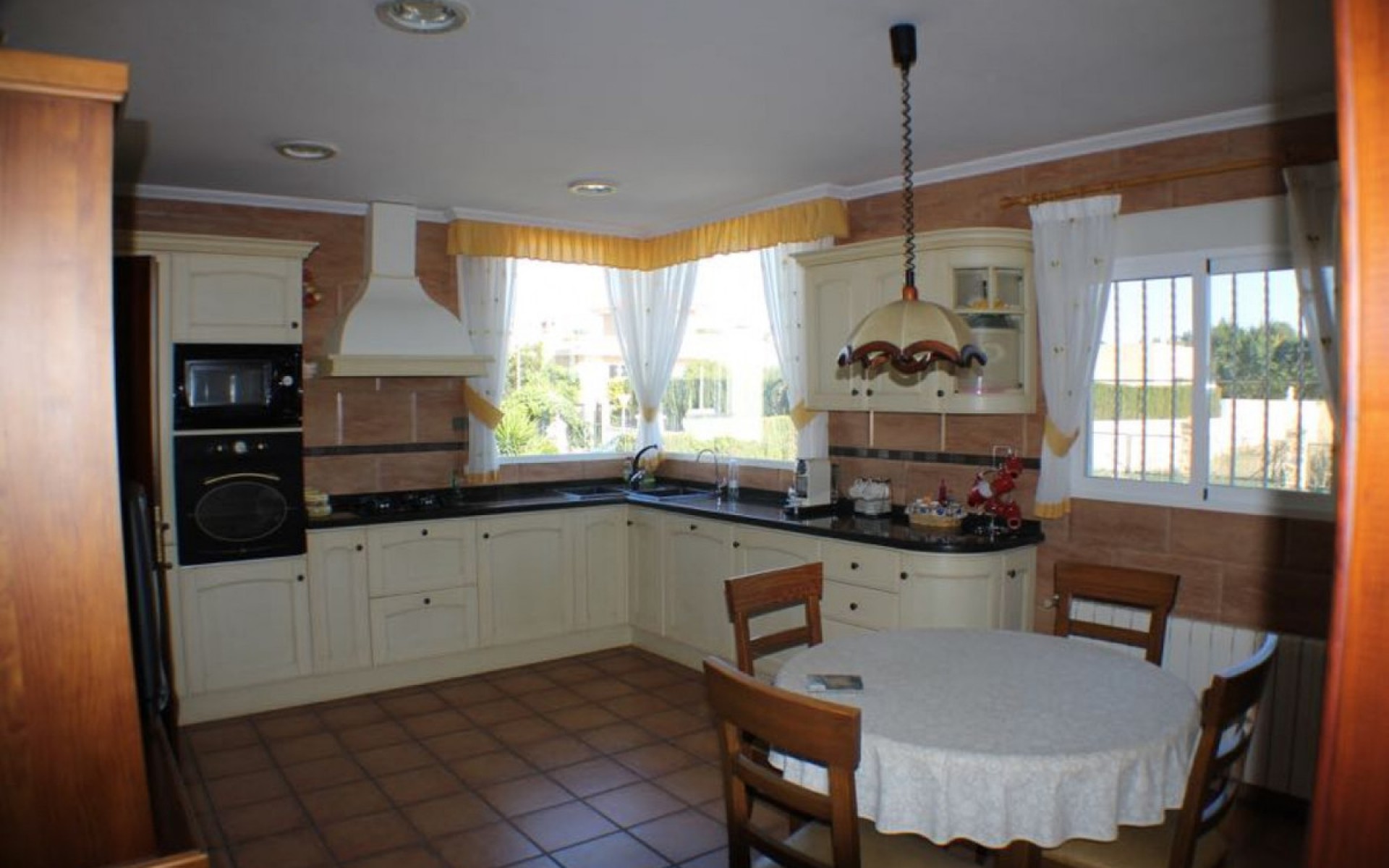 Resale - Villa - l'Alfas del Pi - L'Alfás del Pi Centro