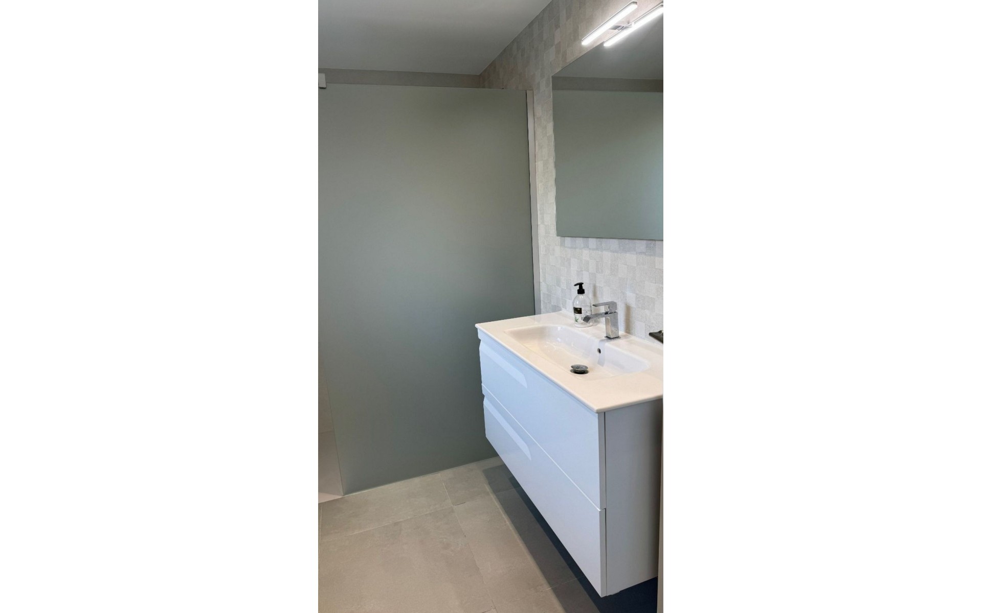 Resale - Villa - l'Alfas del Pi - L'Alfás del Pi Centro