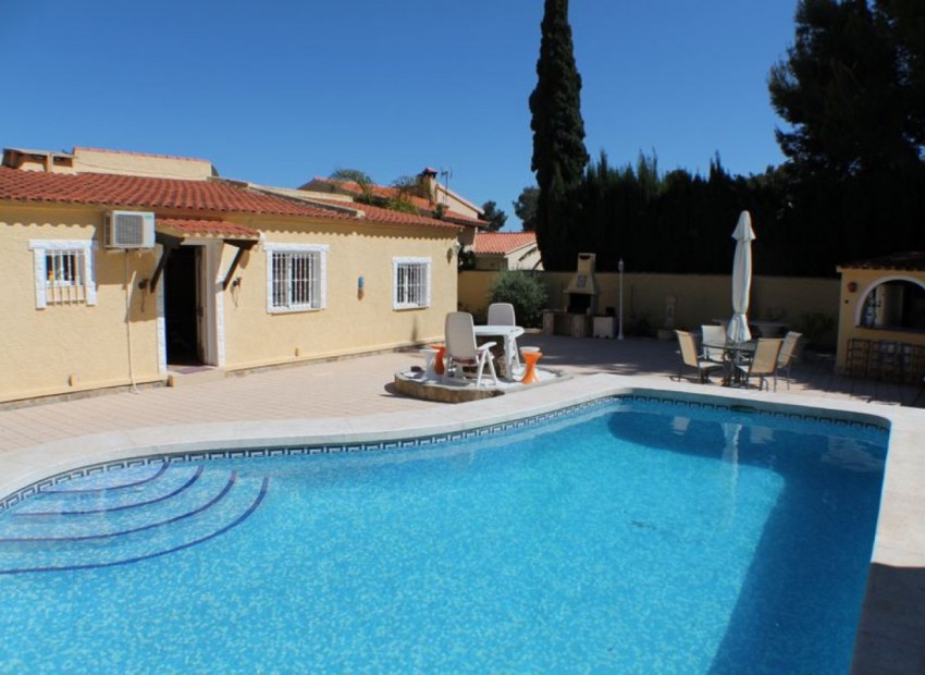 Resale - Villa - l'Alfas del Pi - L'Alfás del Pi Centro