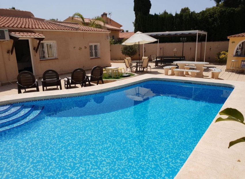 Resale - Villa - l'Alfas del Pi - L'Alfás del Pi Centro