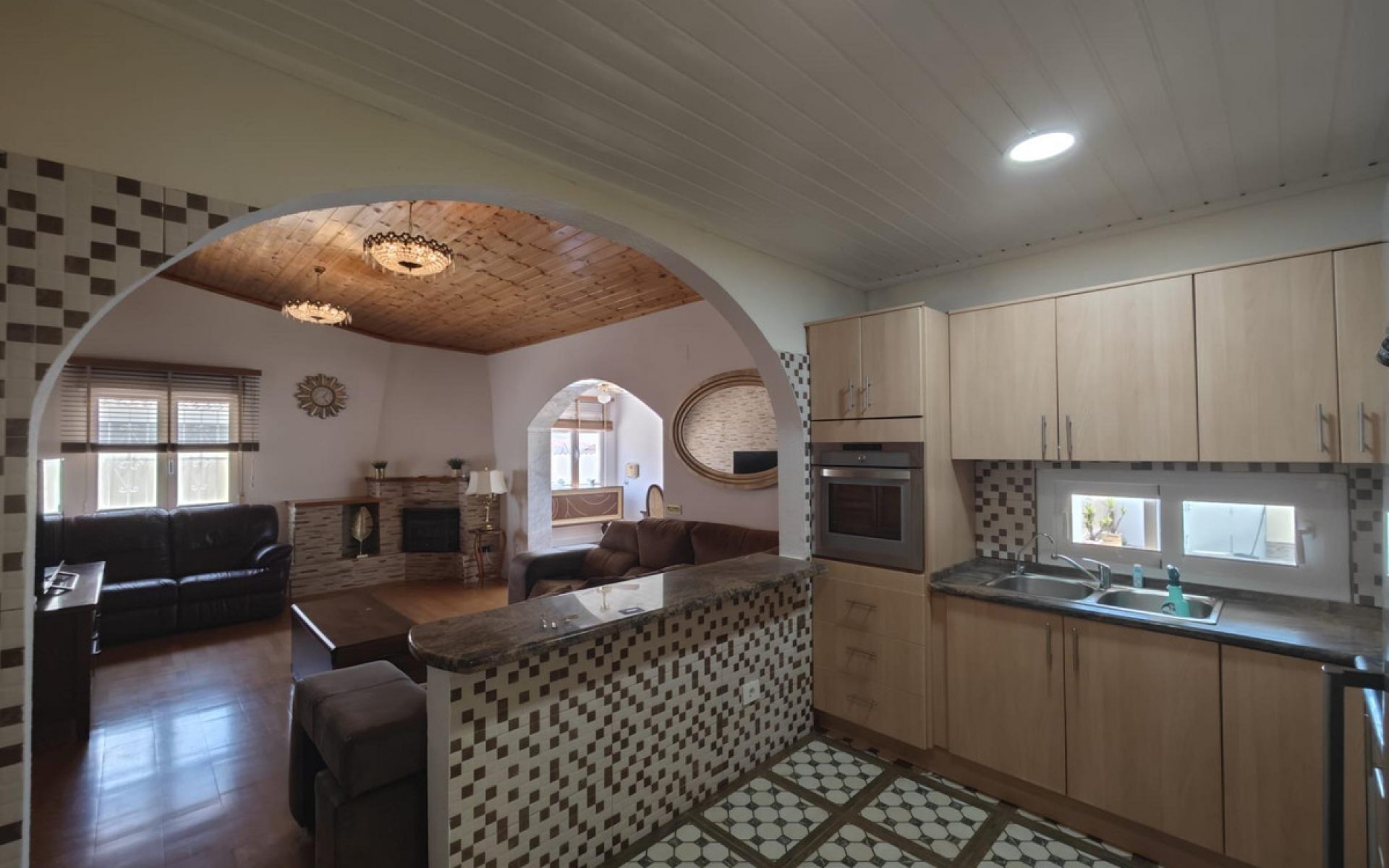 Resale - Villa - La Florida