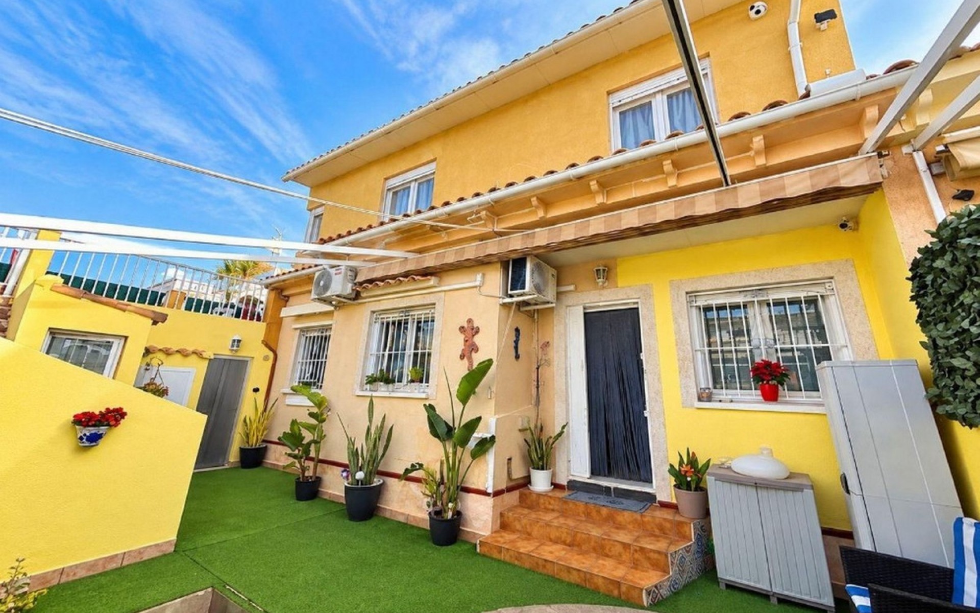 Resale - Villa - La Florida
