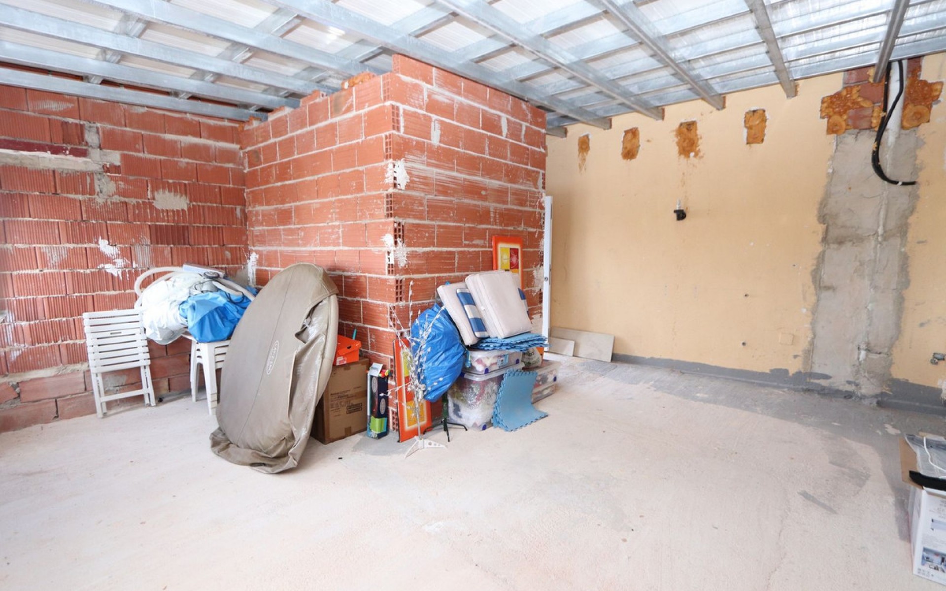 Resale - Villa - La Florida