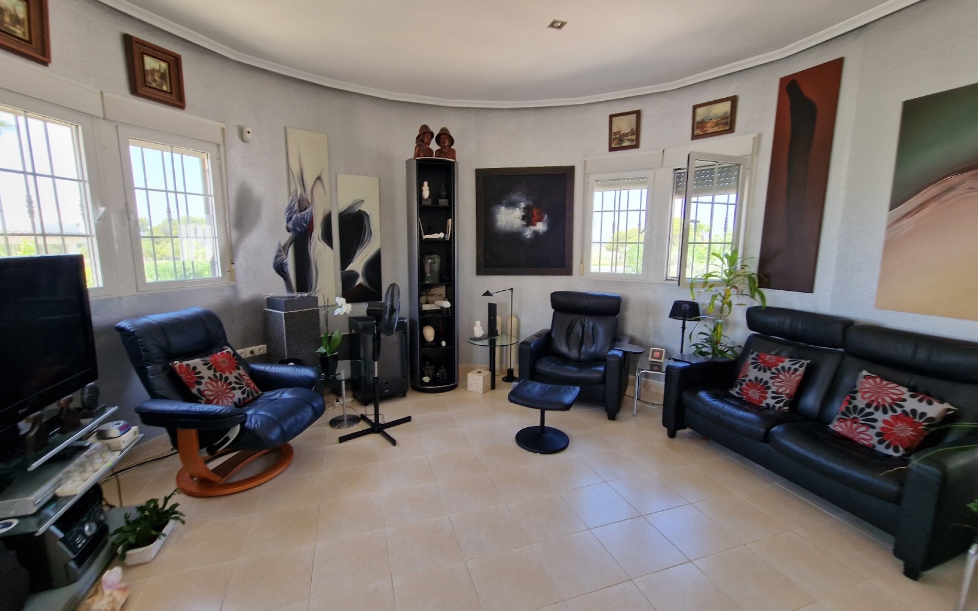 Resale - Villa - La Marina