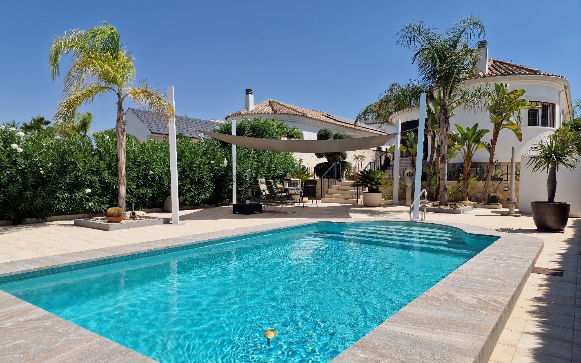 Resale - Villa - La Marina