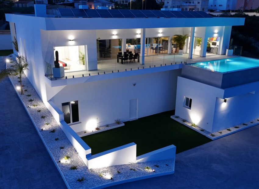 Resale - Villa - La Marina