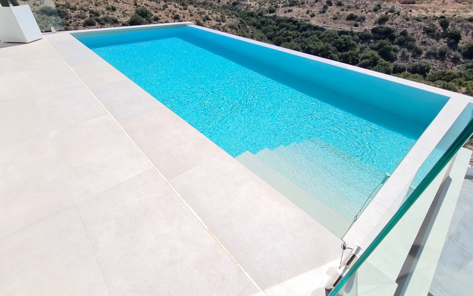 Resale - Villa - La Marina