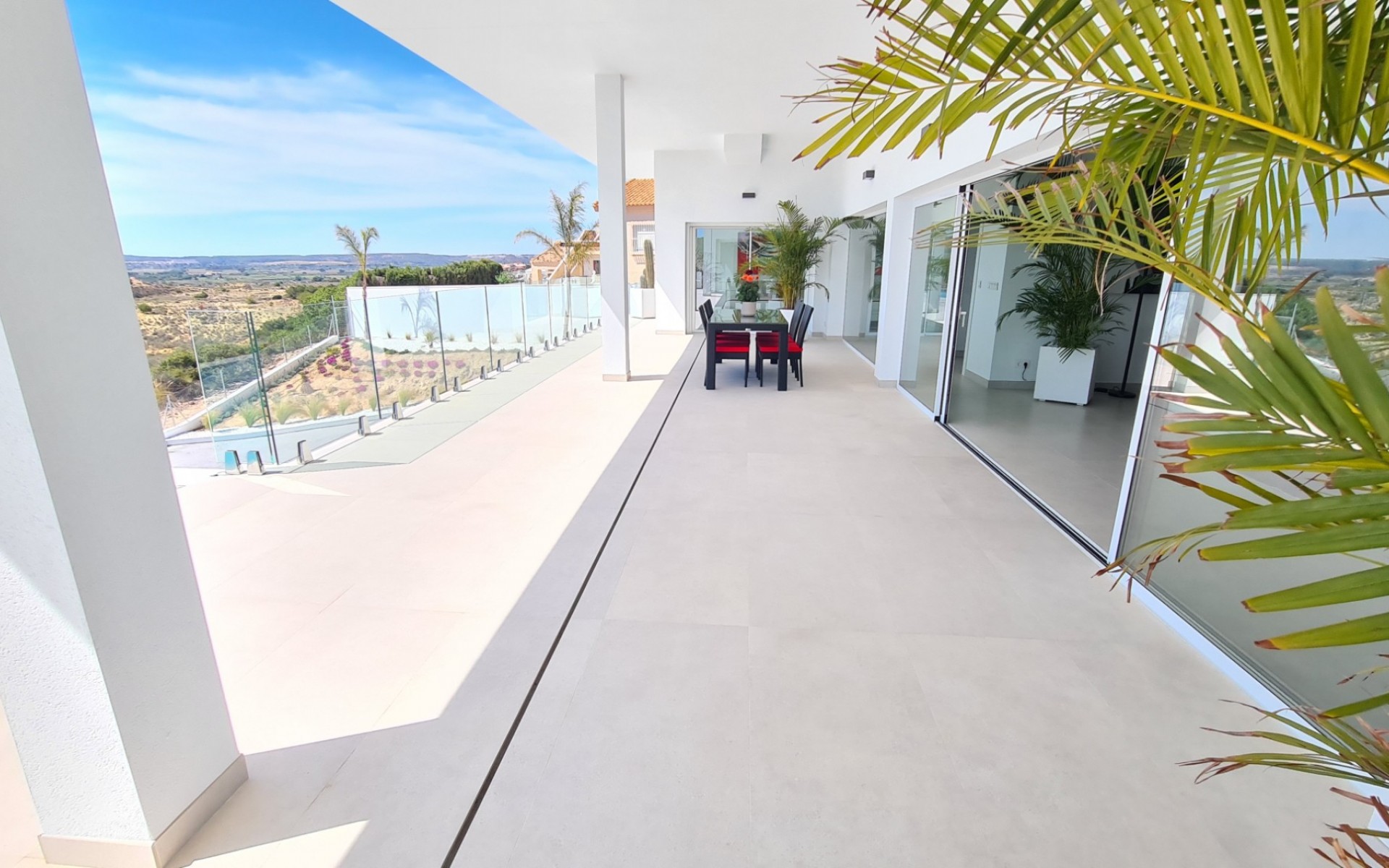 Resale - Villa - La Marina