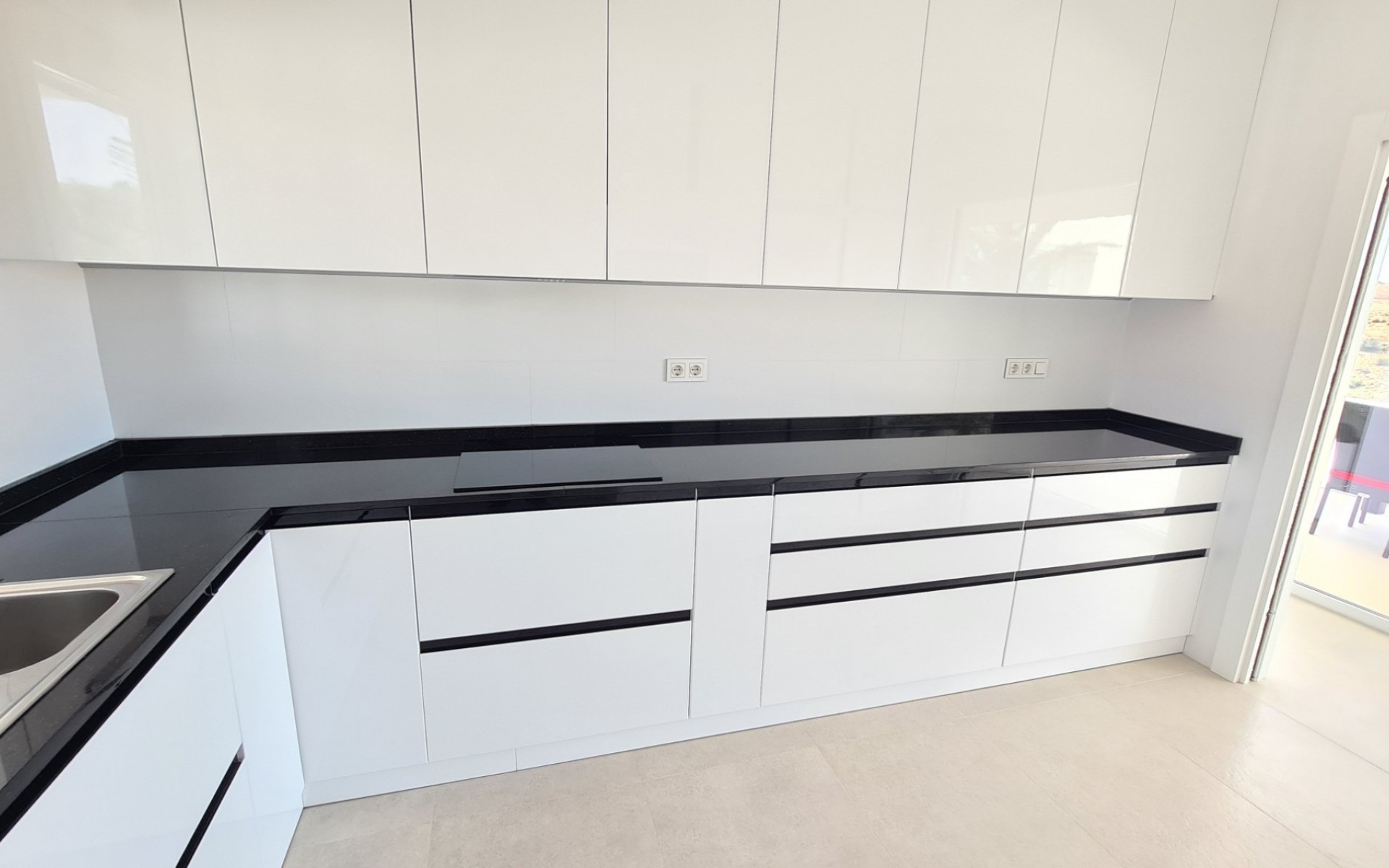 Resale - Villa - La Marina