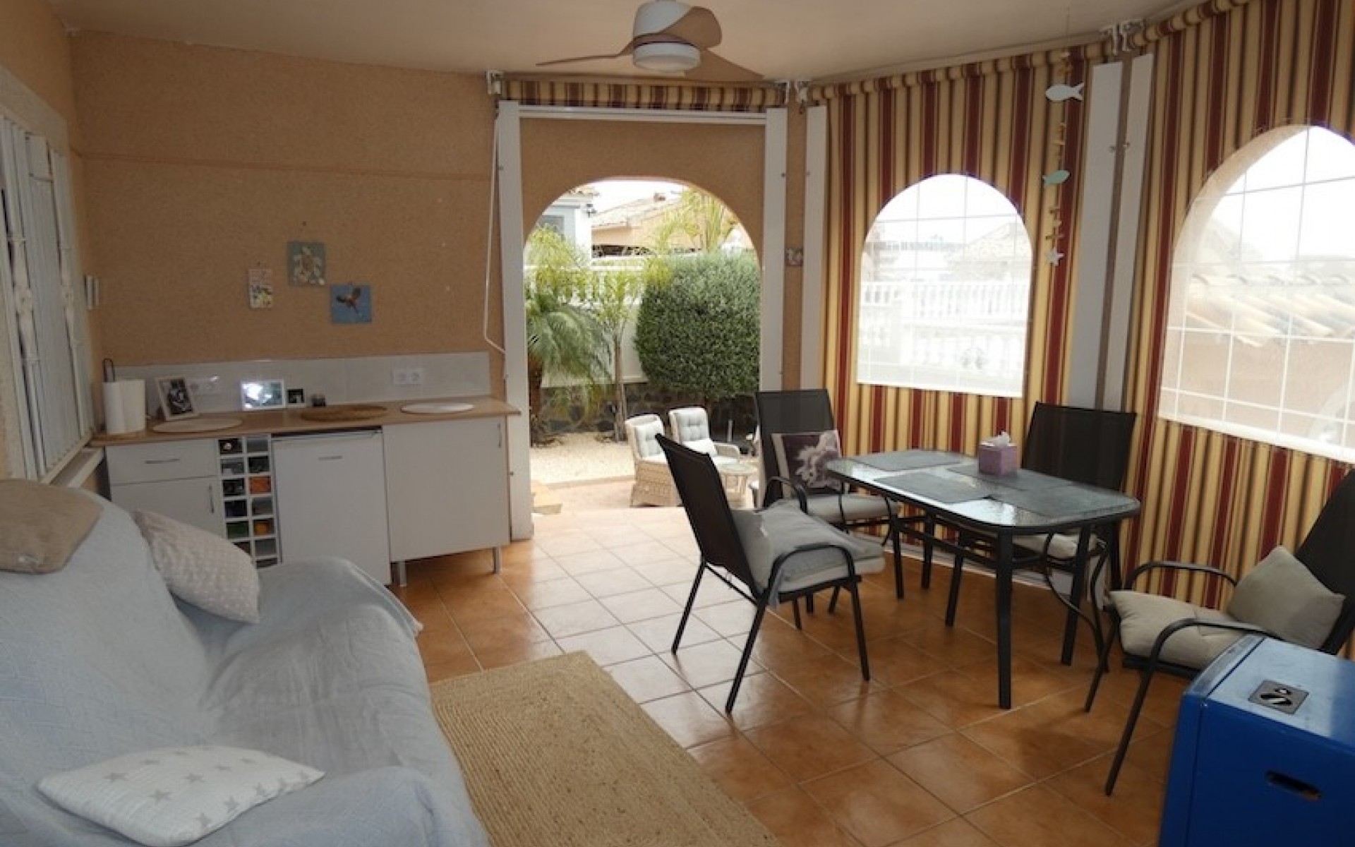Resale - Villa - La Marina
