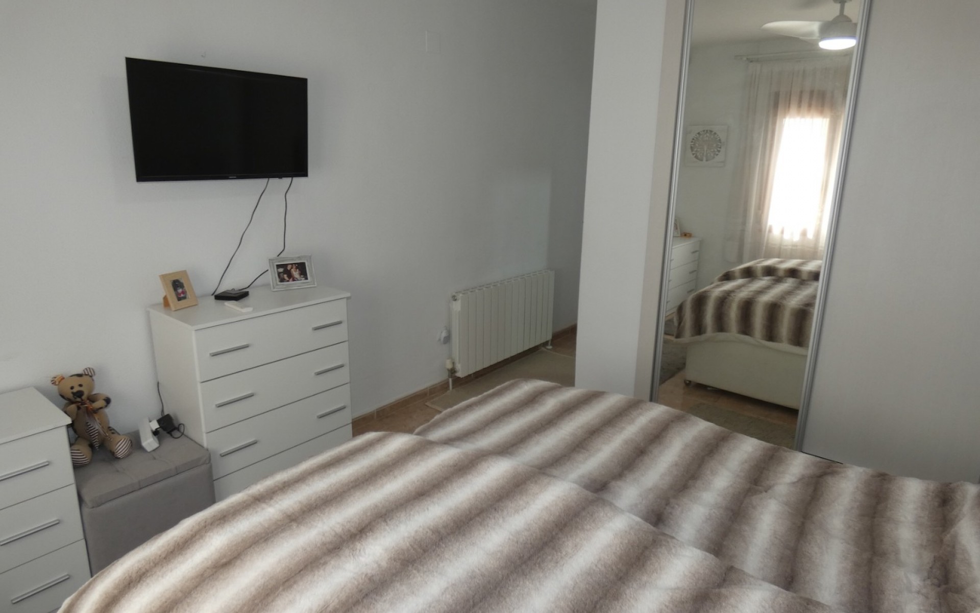 Resale - Villa - La Marina