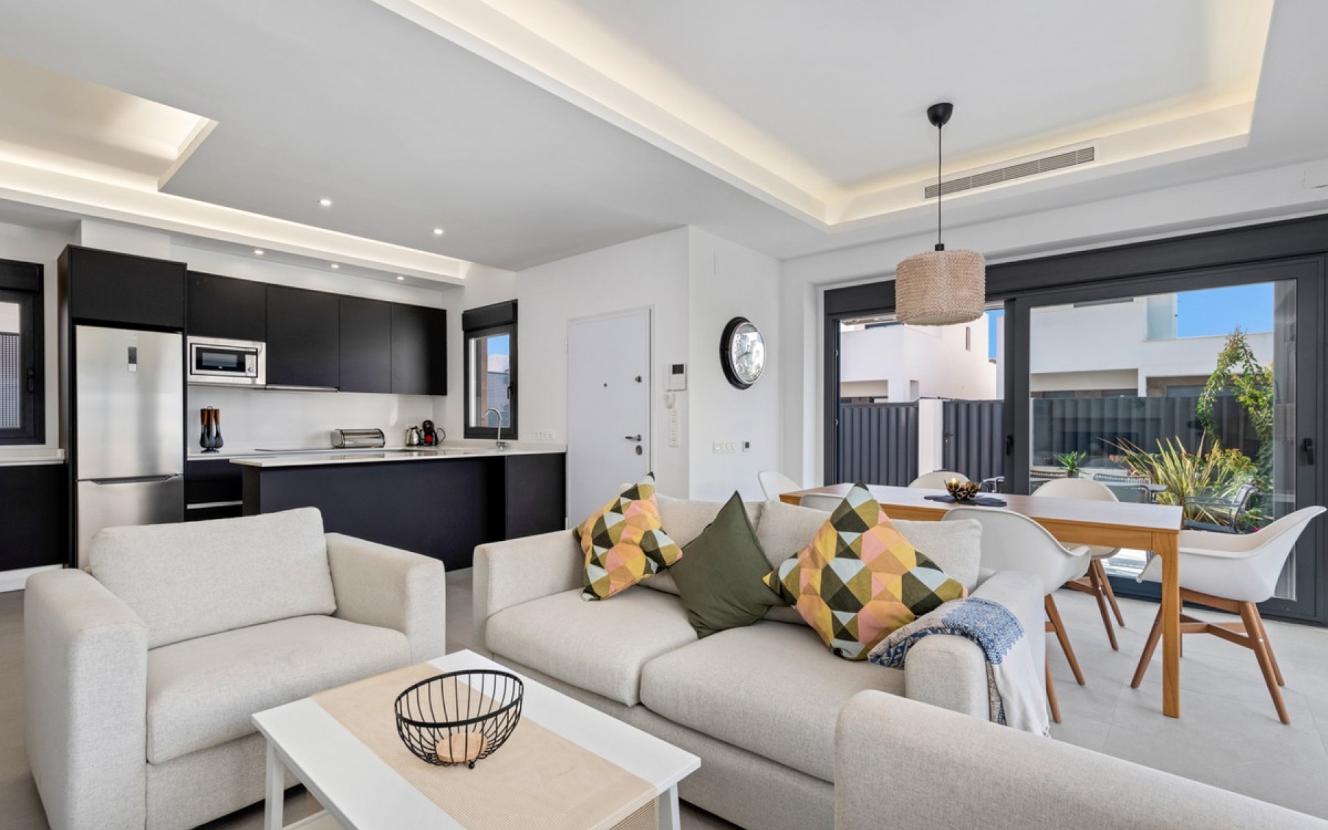 Resale - Villa - La Marina