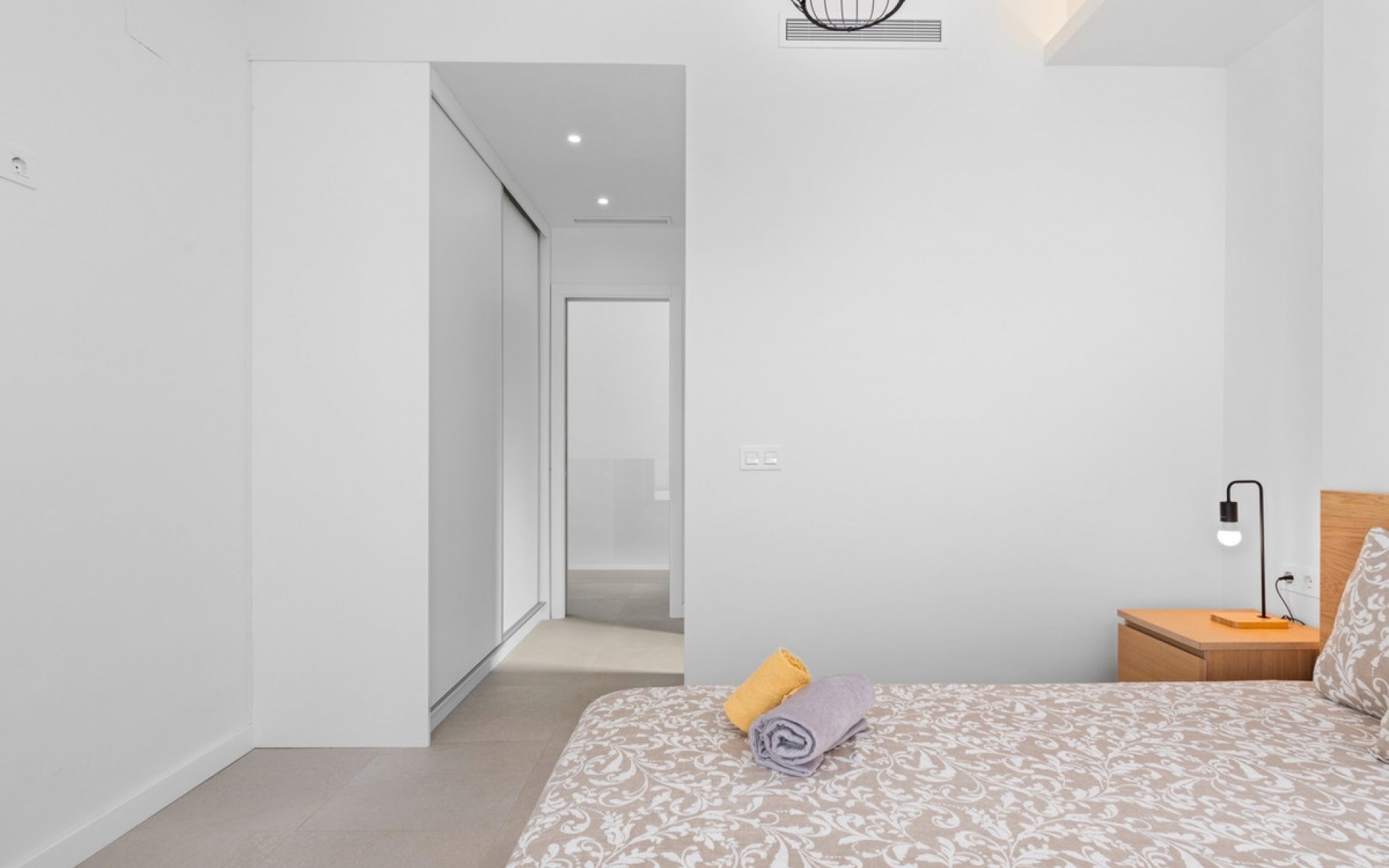 Resale - Villa - La Marina