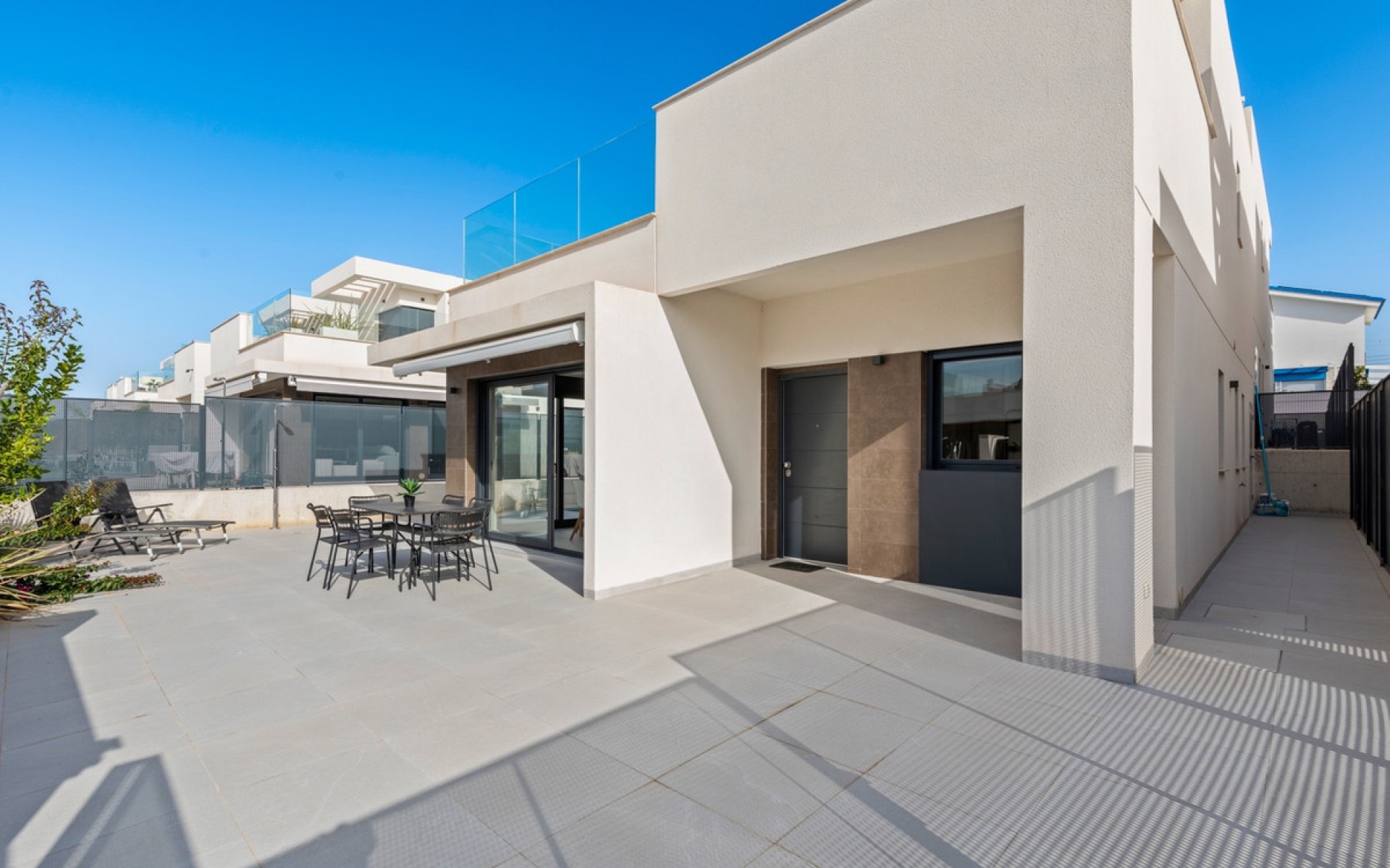 Resale - Villa - La Marina