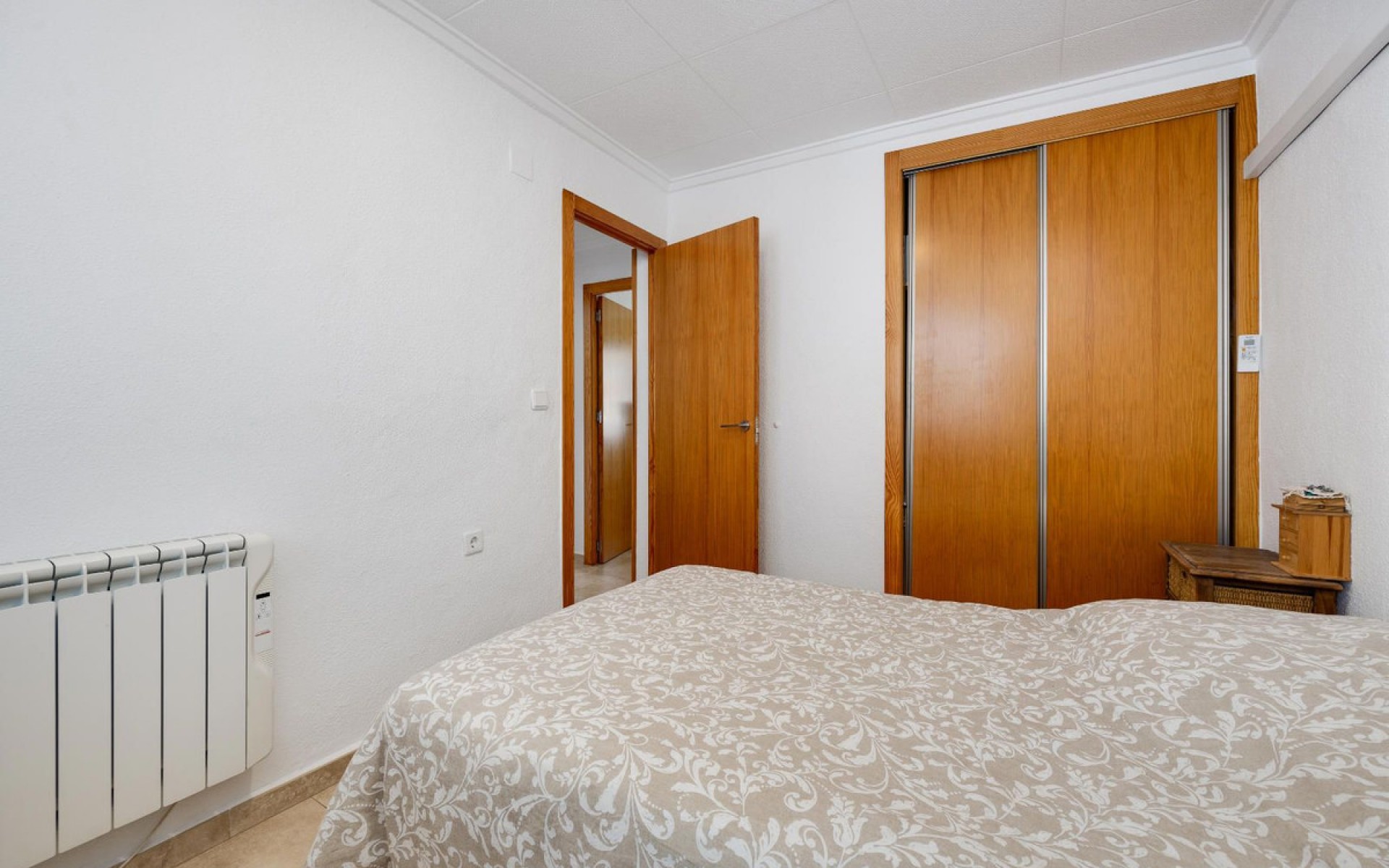 Resale - Villa - La Marina