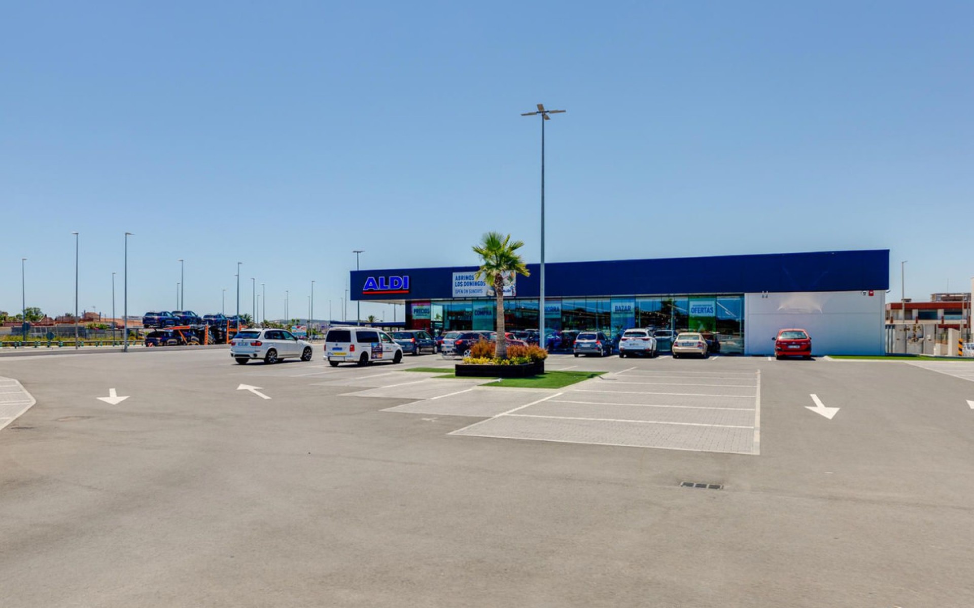 Resale - Villa - La Marina