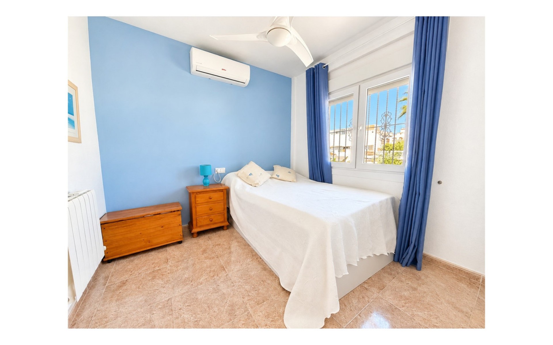 Resale - Villa - La Marina