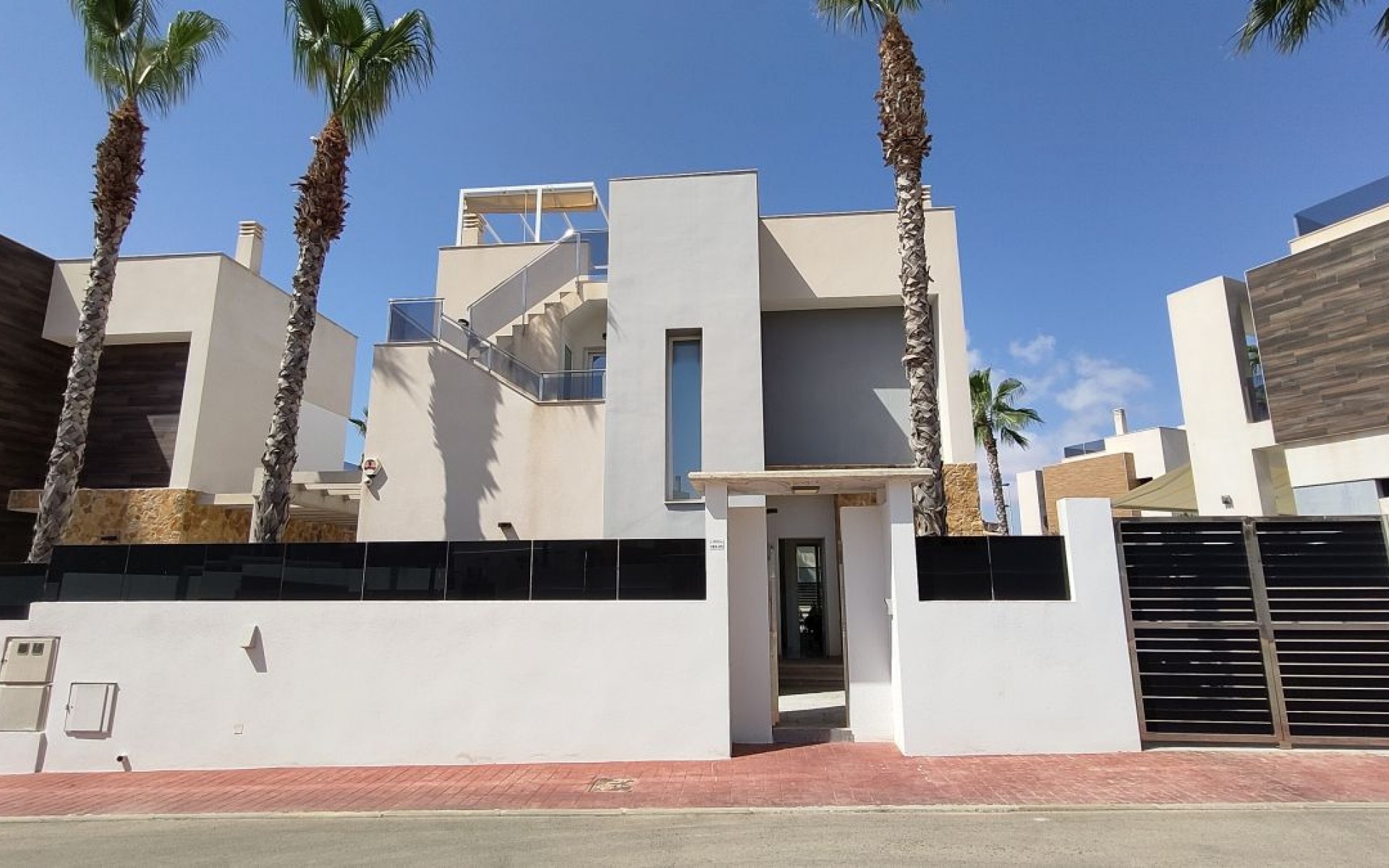 Resale - Villa - La Mata