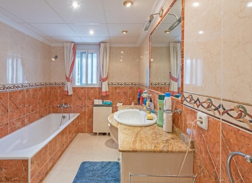 Resale - Villa - La Murada