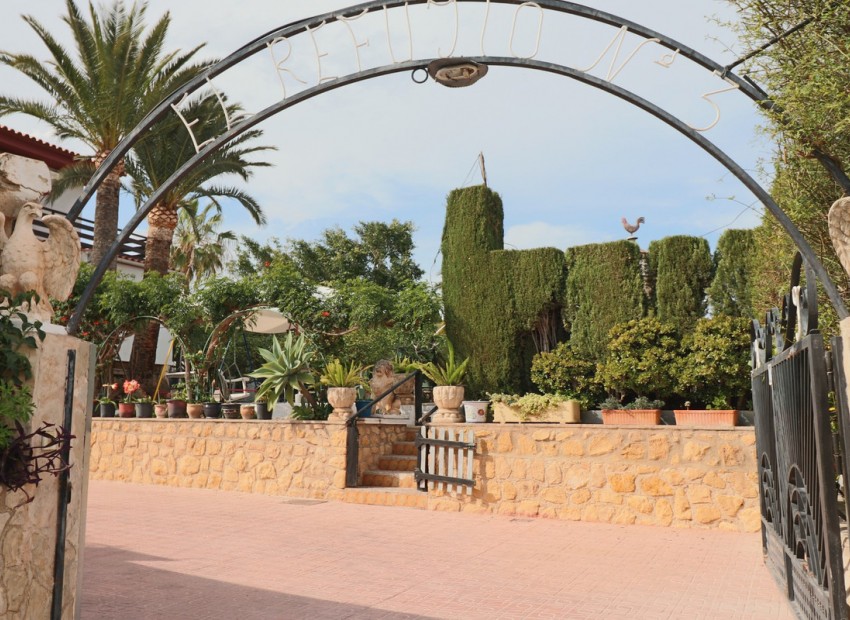 Resale - Villa - La Nucia - La Nucia Centro