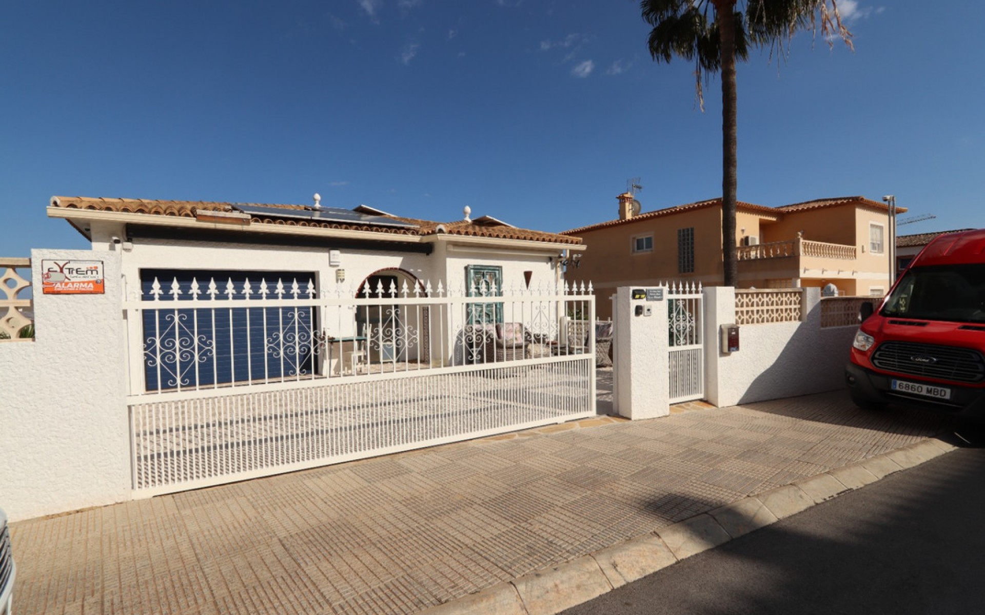 Resale - Villa - La Nucia - La Nucia Centro