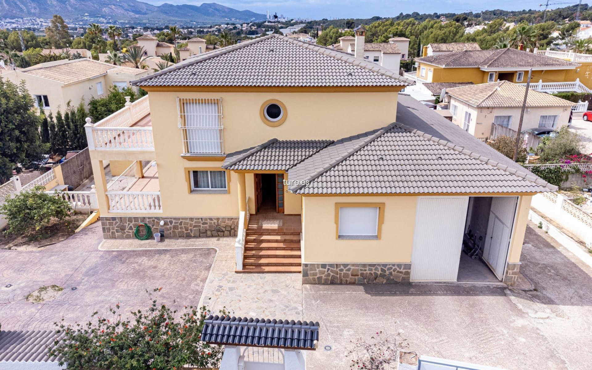 Resale - Villa - La Nucia - La Nucia Centro