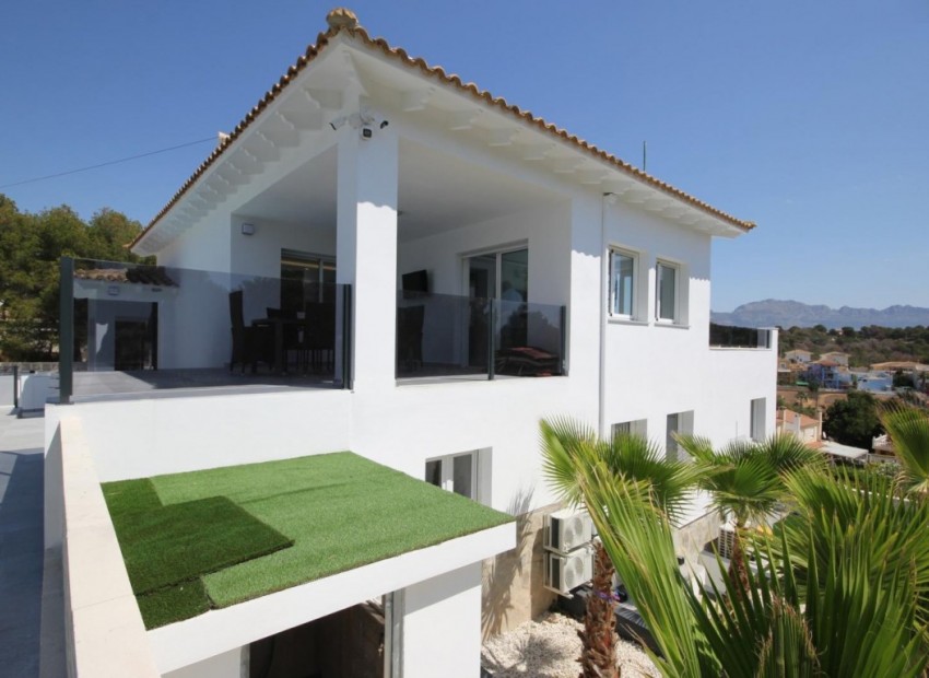 Resale - Villa - La Nucia