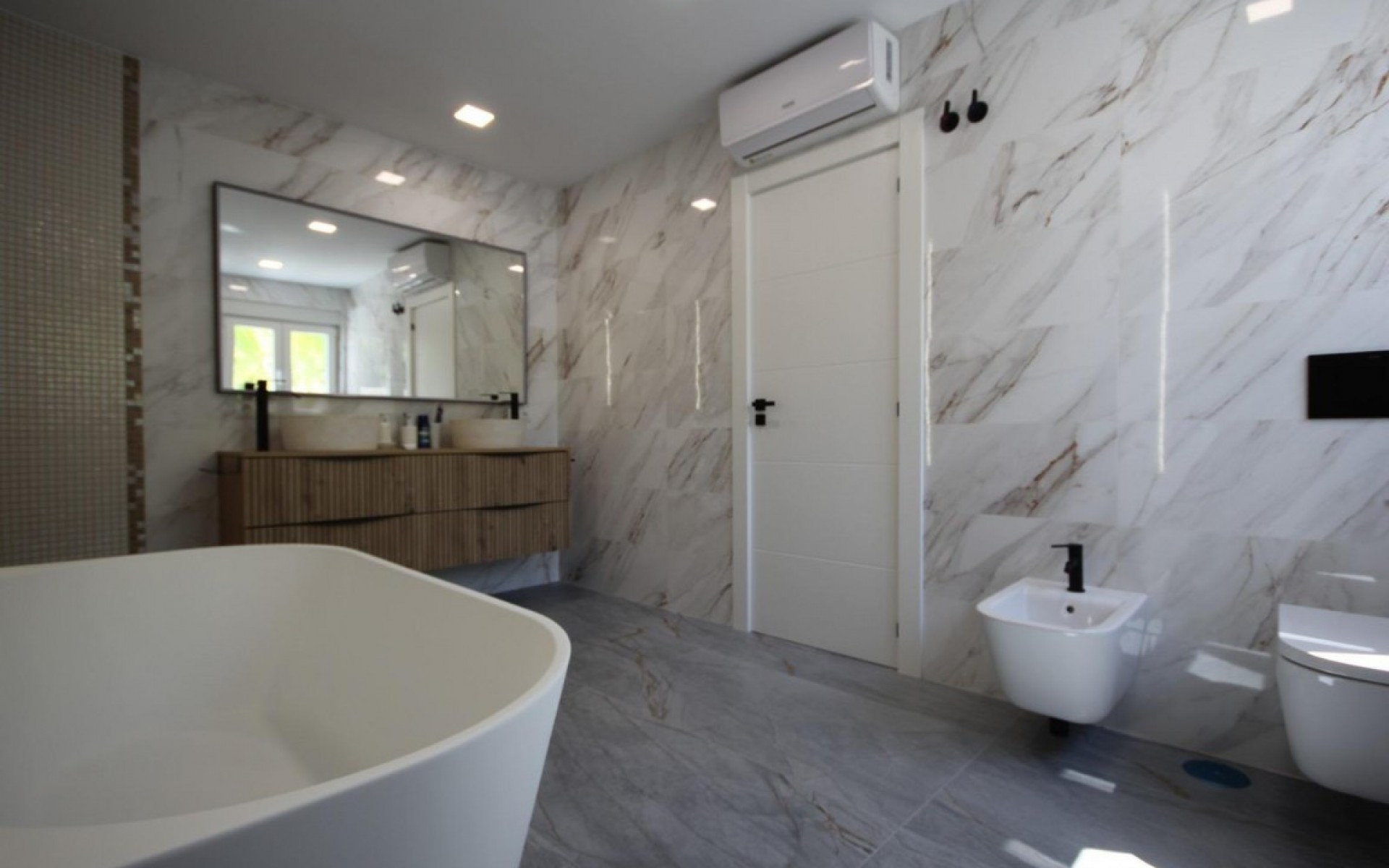 Resale - Villa - La Nucia