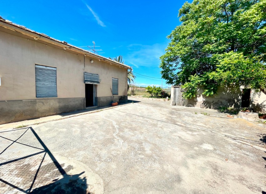 Resale - Villa - La Romana - La Romana Centro
