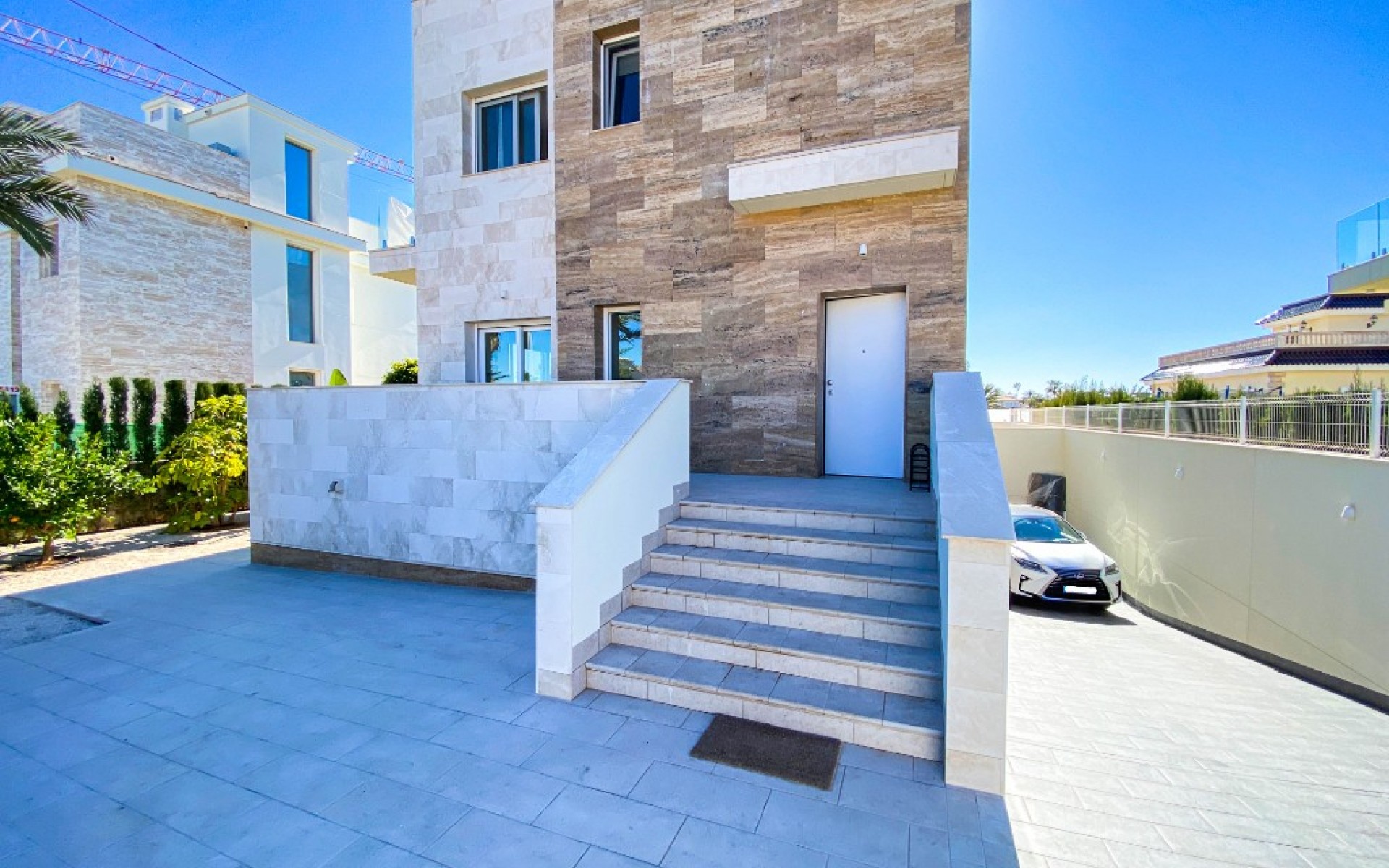 Resale - Villa - La Zenia