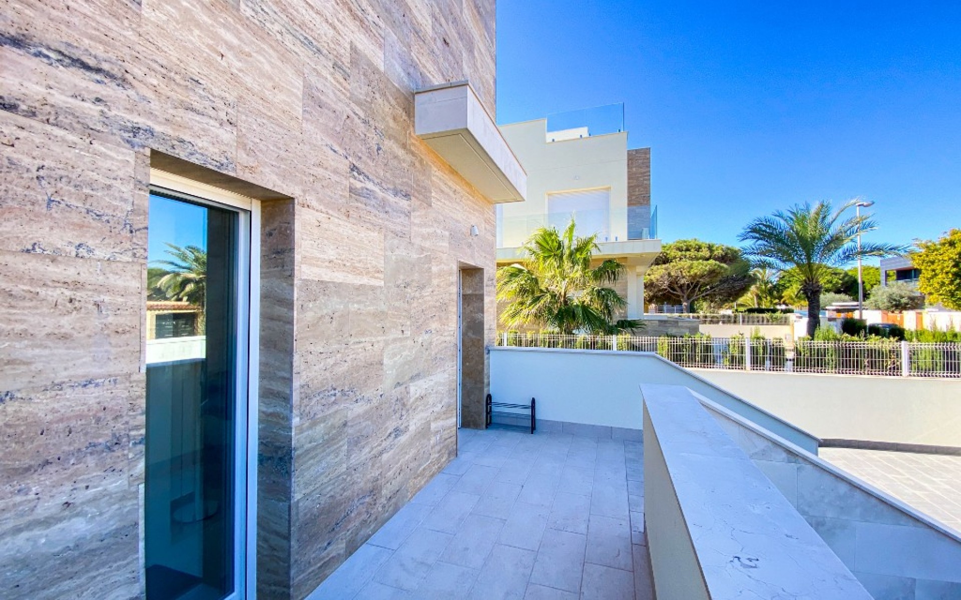 Resale - Villa - La Zenia