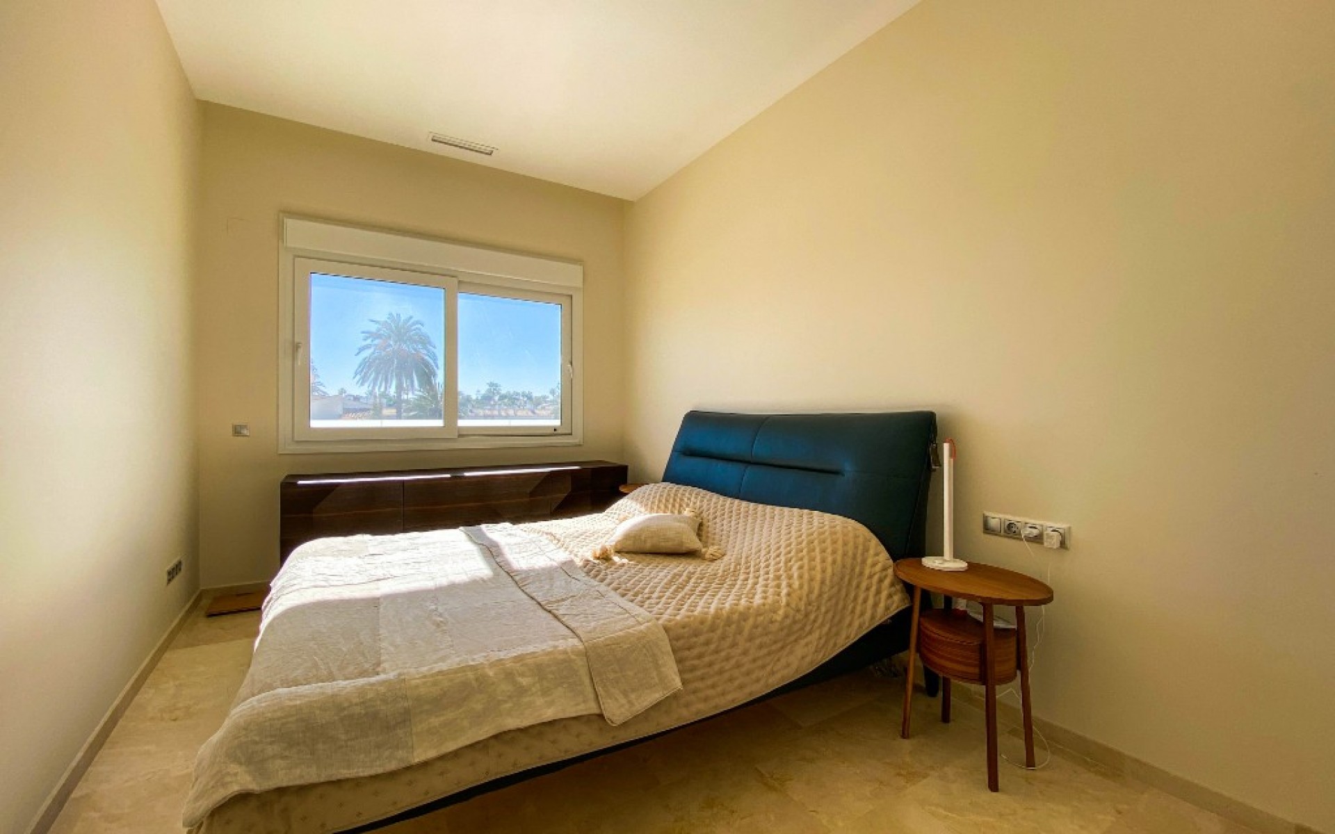 Resale - Villa - La Zenia