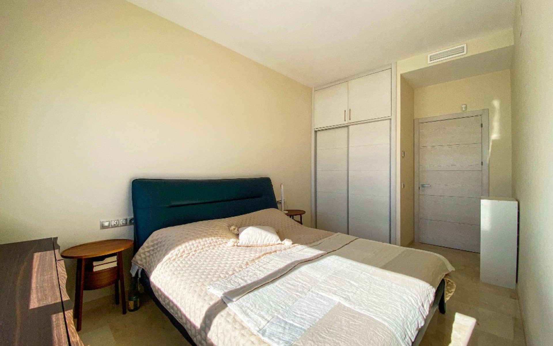 Resale - Villa - La Zenia