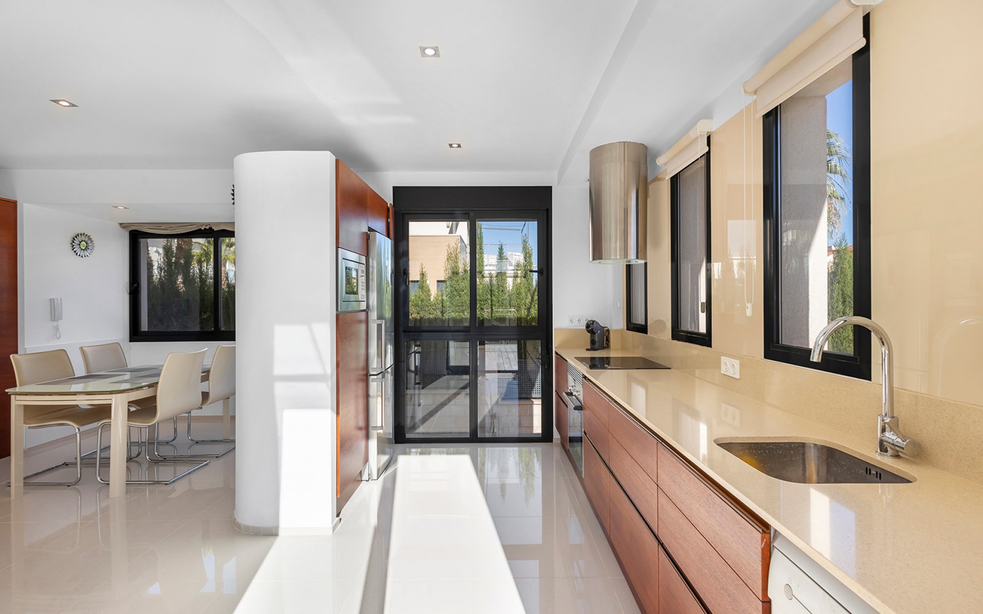 Resale - Villa - La Zenia