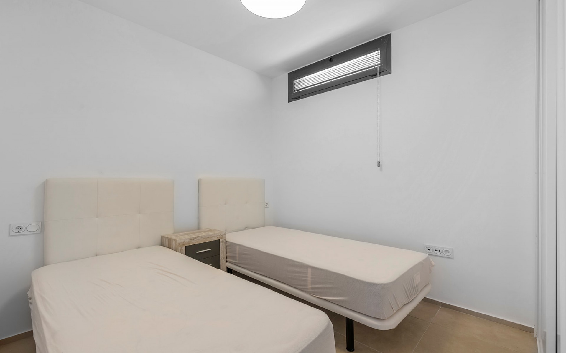 Resale - Villa - La Zenia