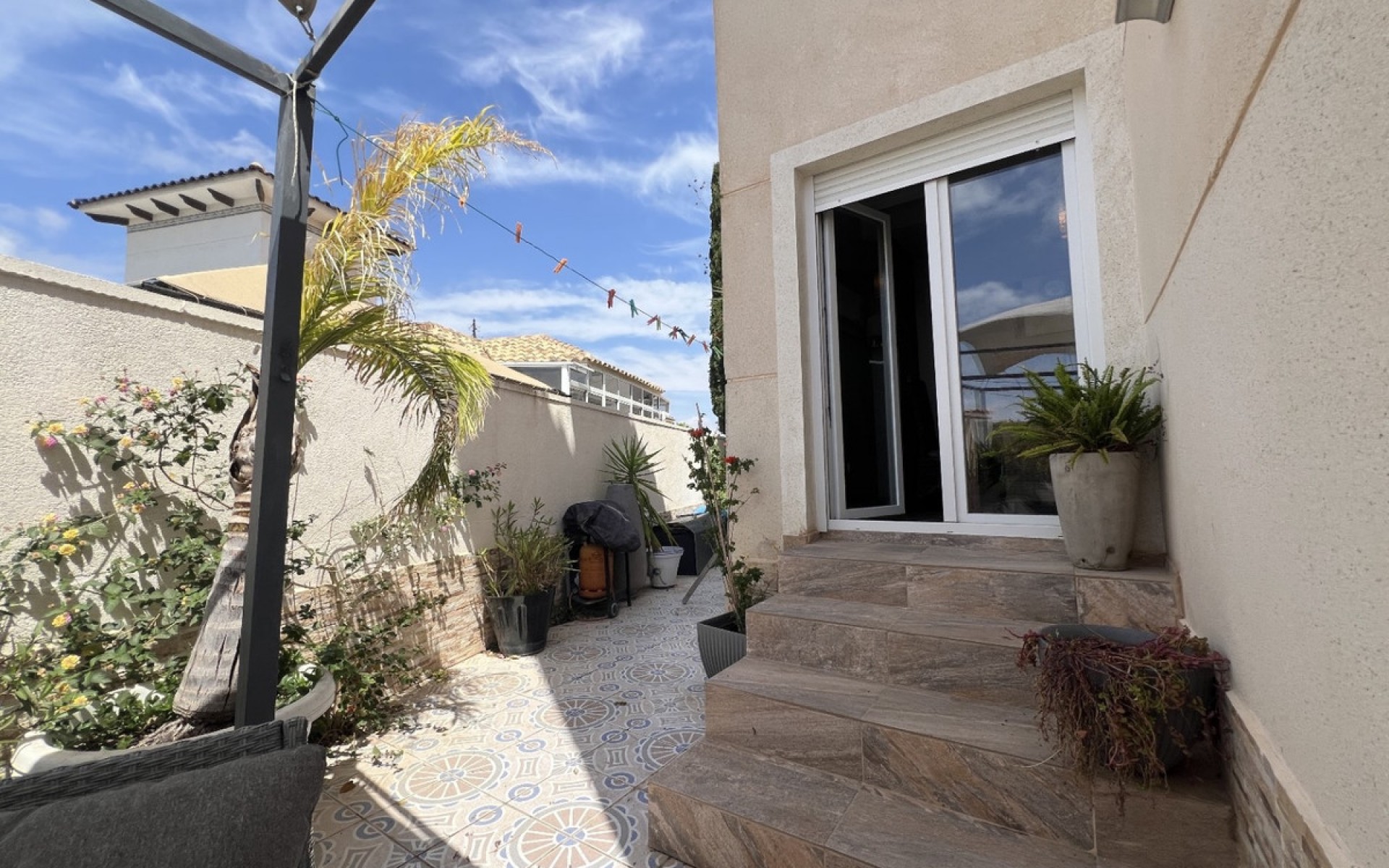 Resale - Villa - La Zenia