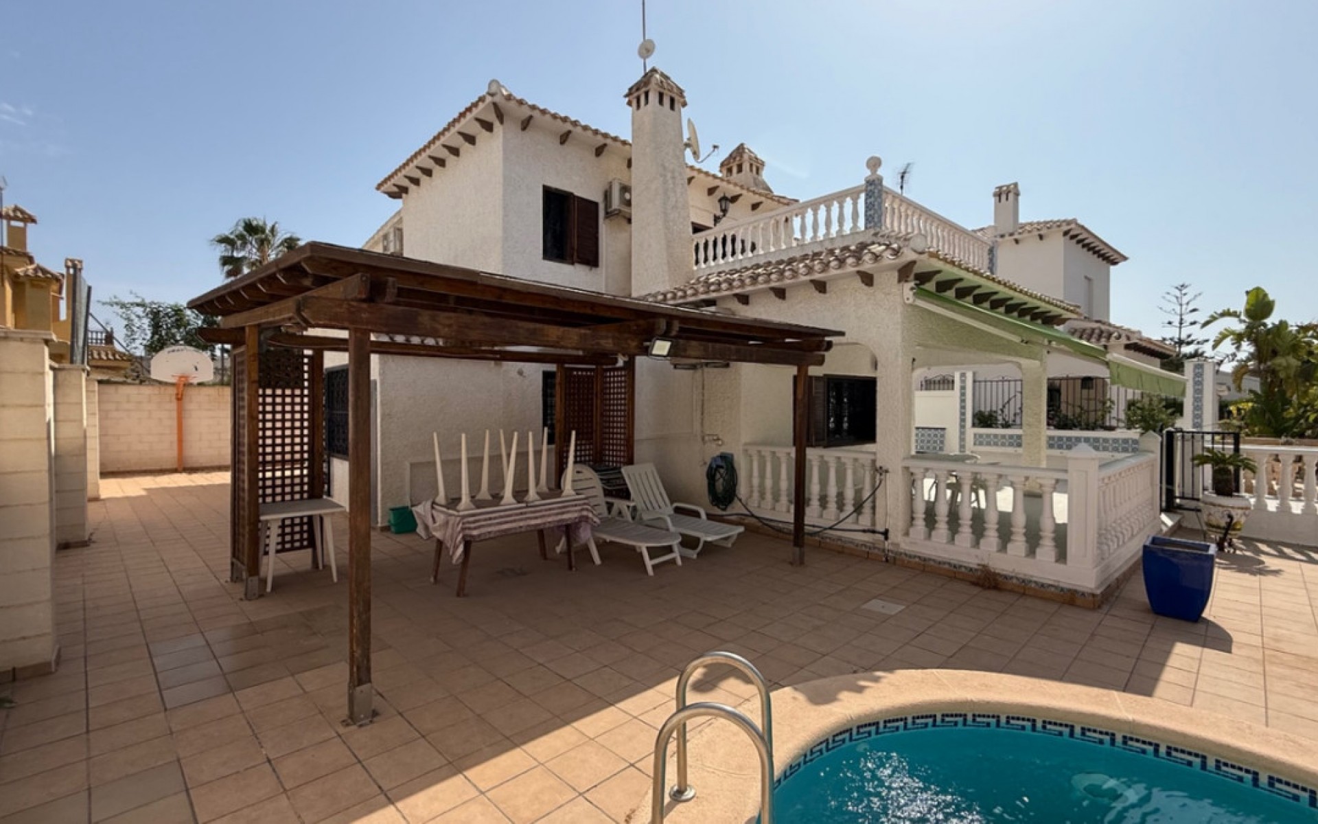 Resale - Villa - La Zenia