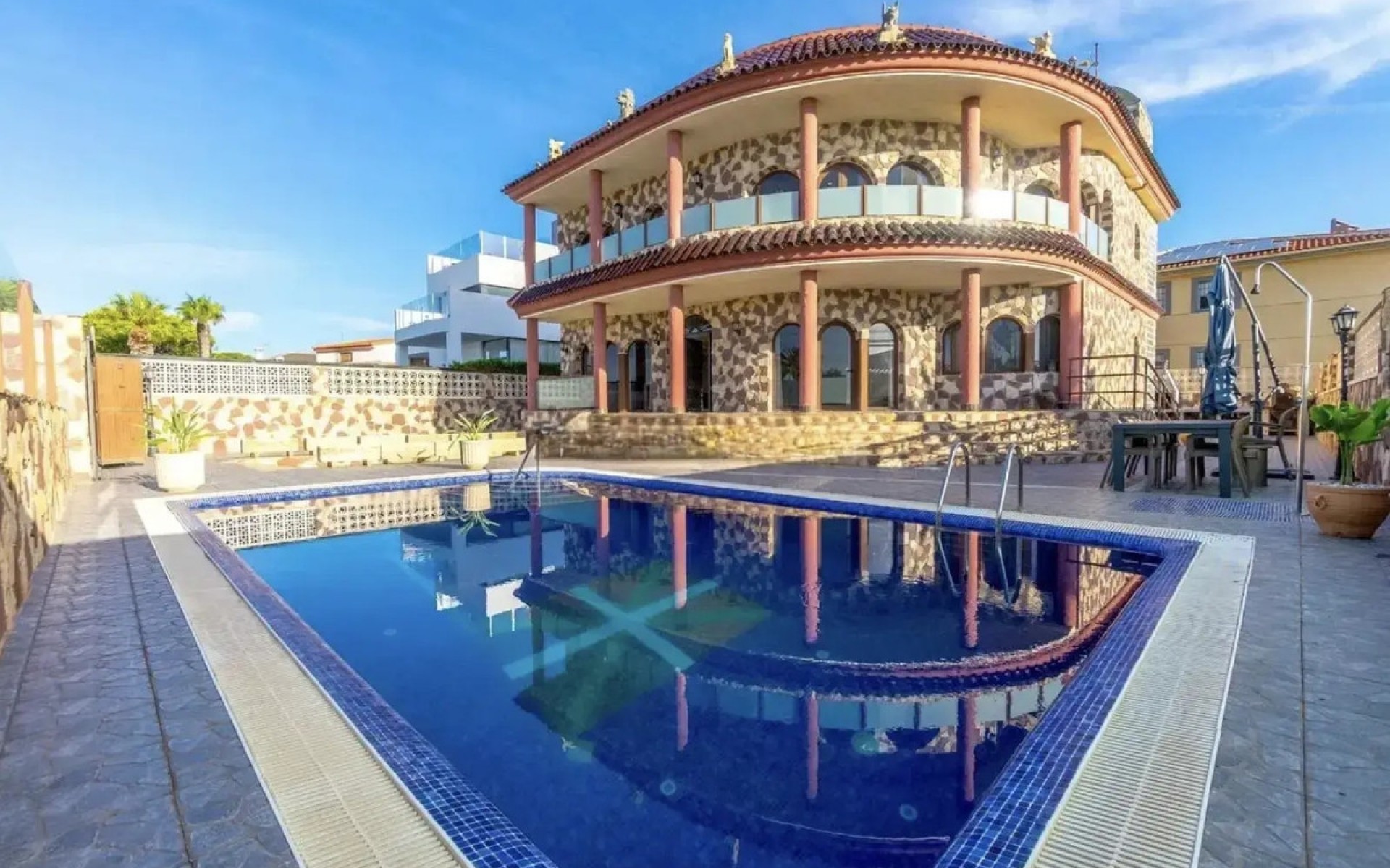 Resale - Villa - La Zenia