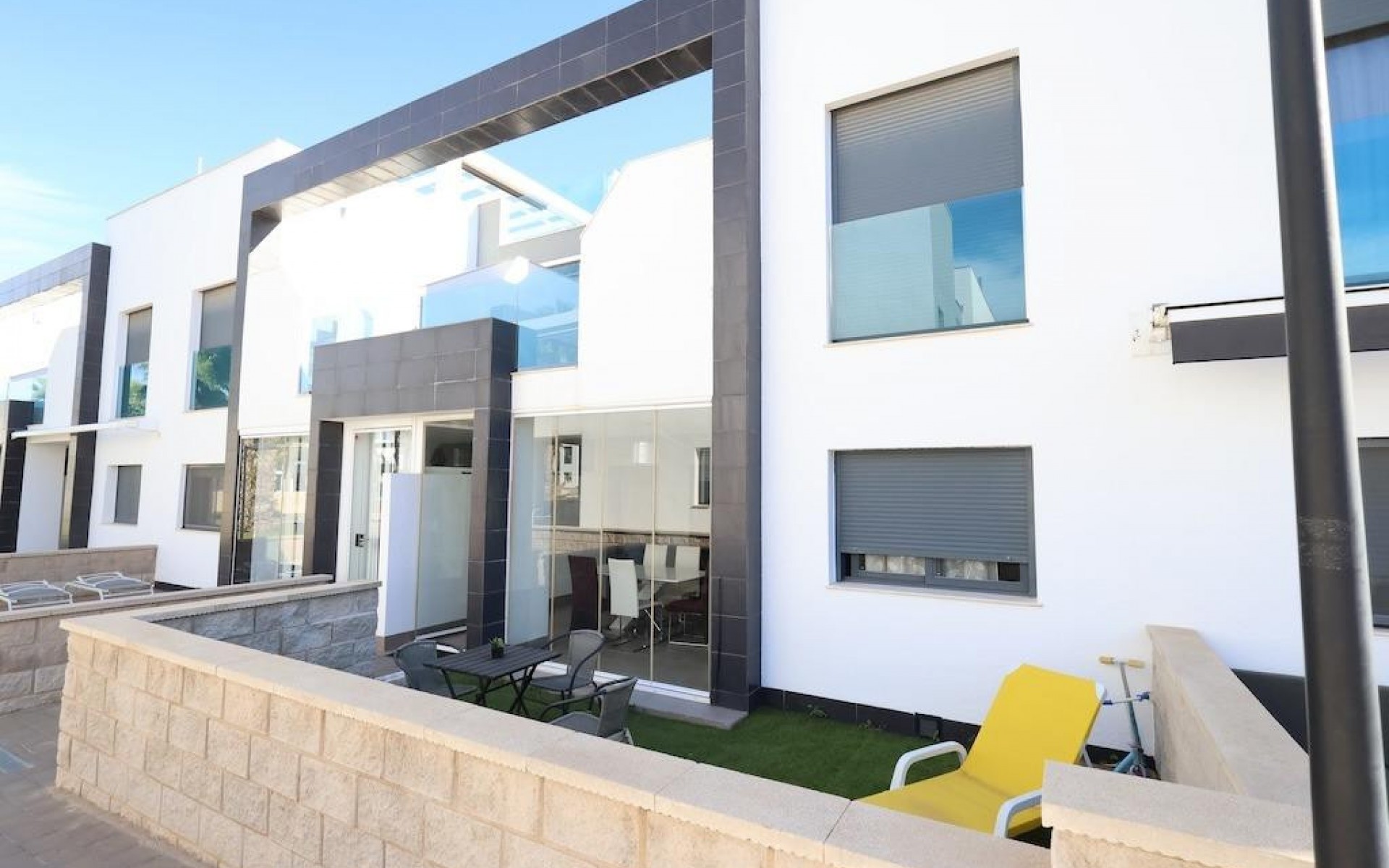 Resale - Villa - La Zenia