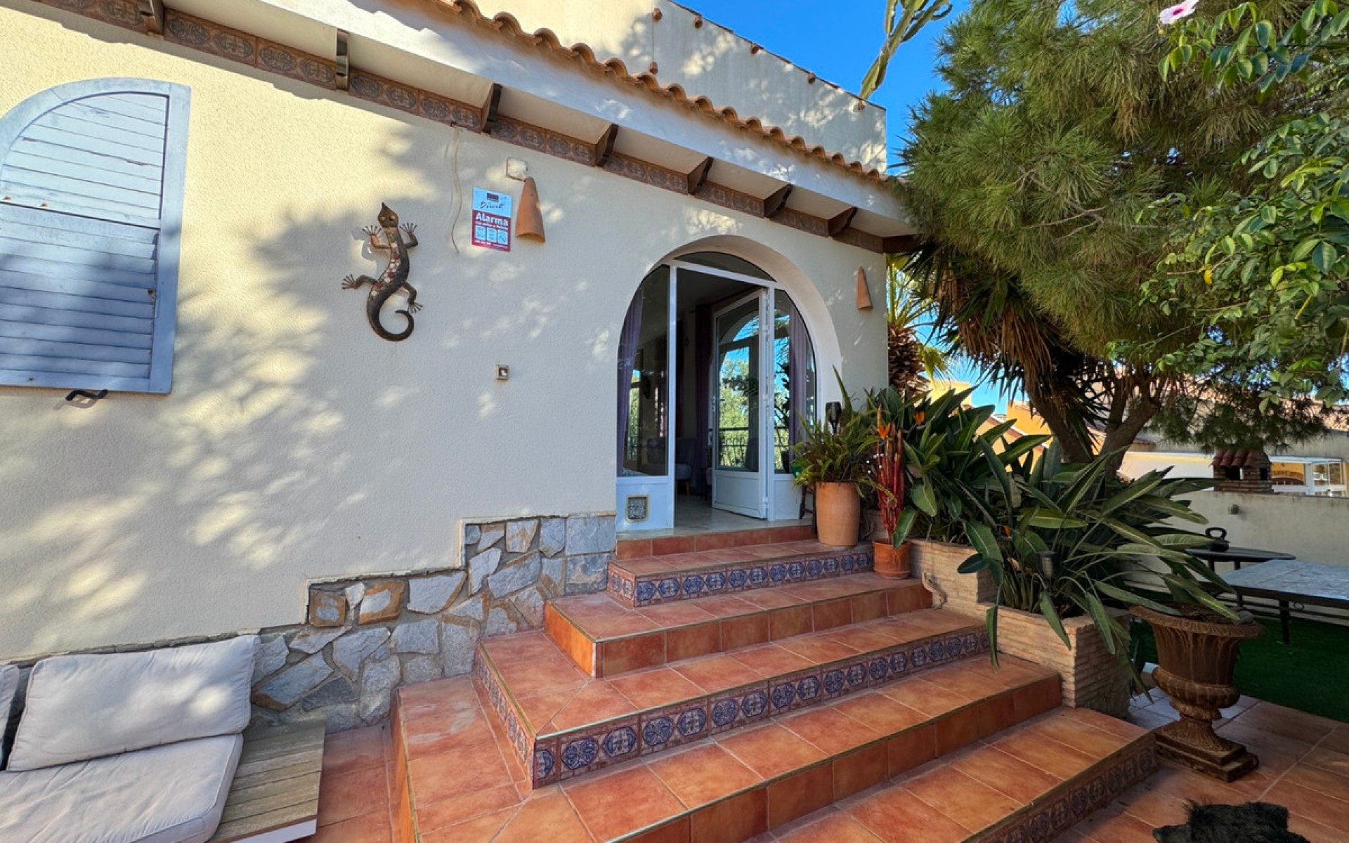 Resale - Villa - La Zenia